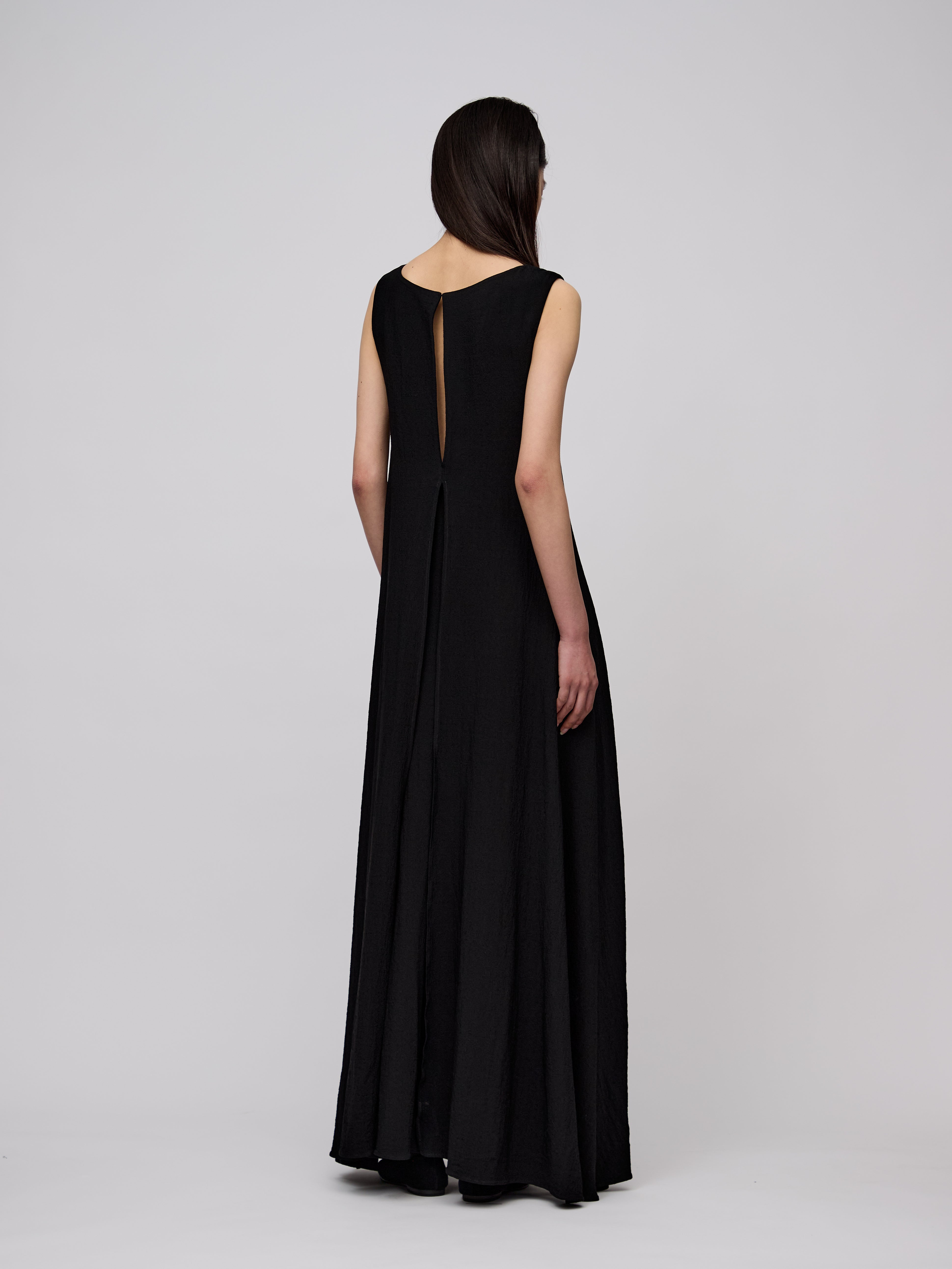 AW24 - BLACK ATAFU DRESS