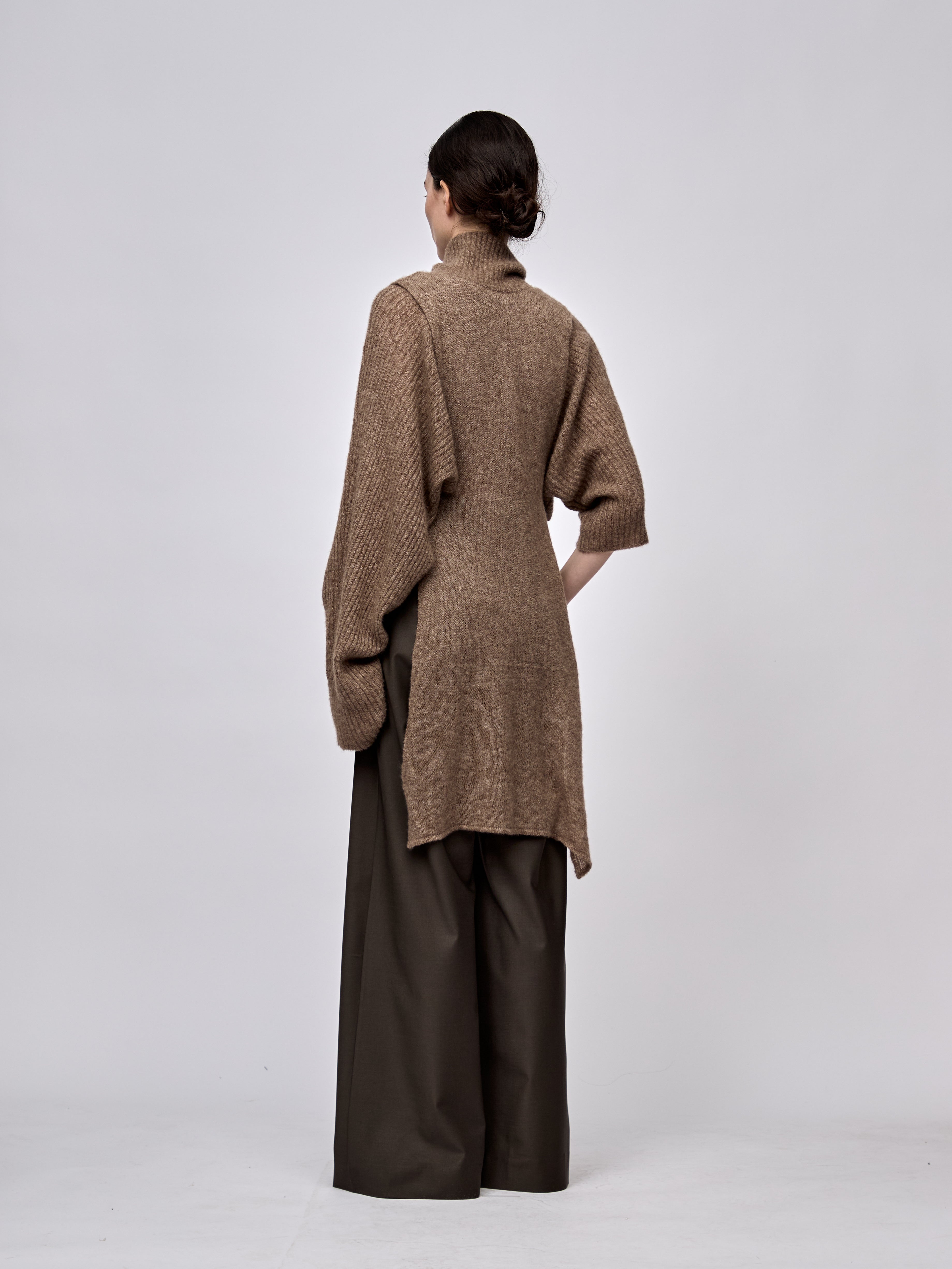 AW24 - BROWN KNIT JALUIT TOP