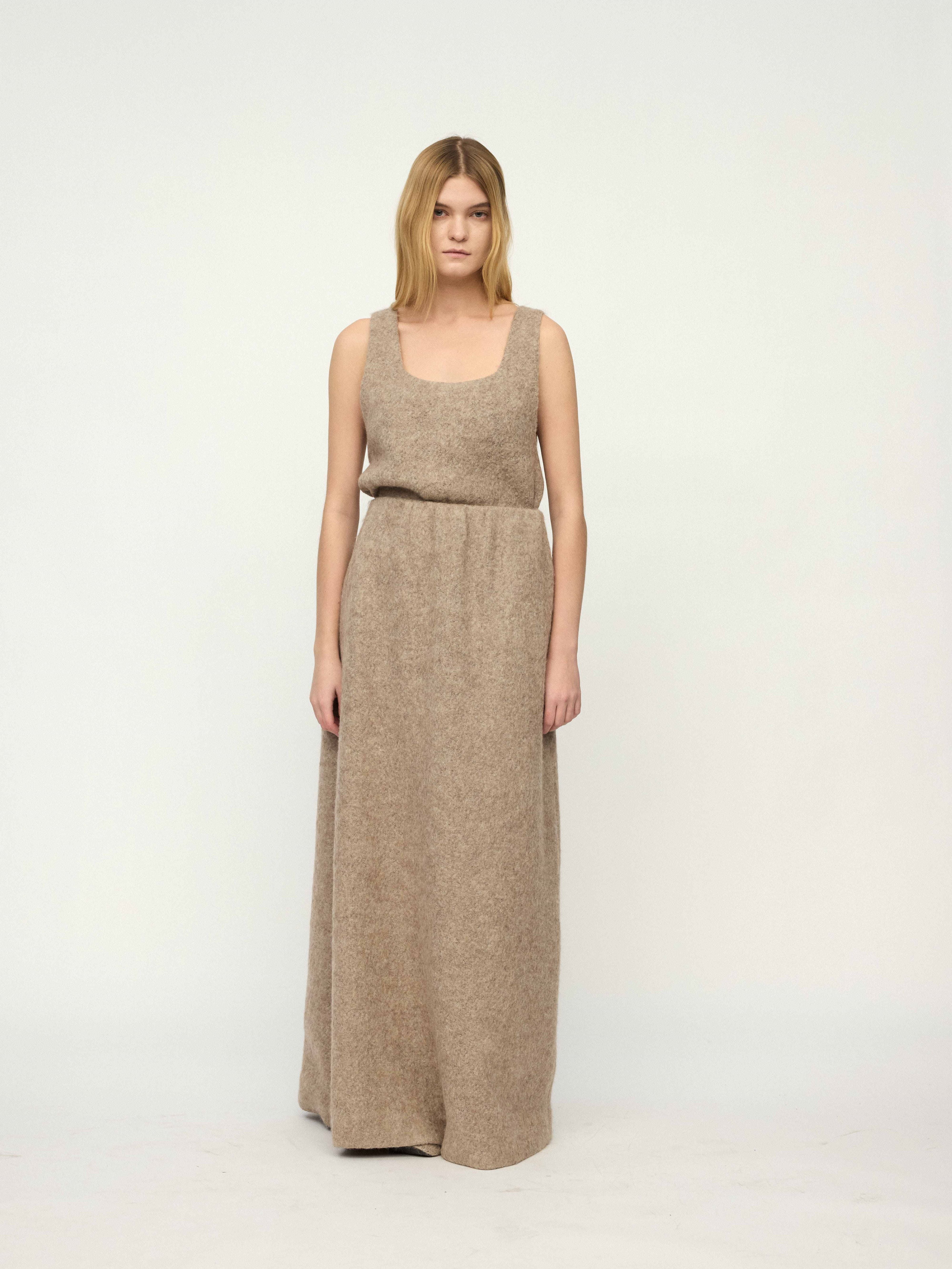 PREAW25 - STONE KEA SKIRT