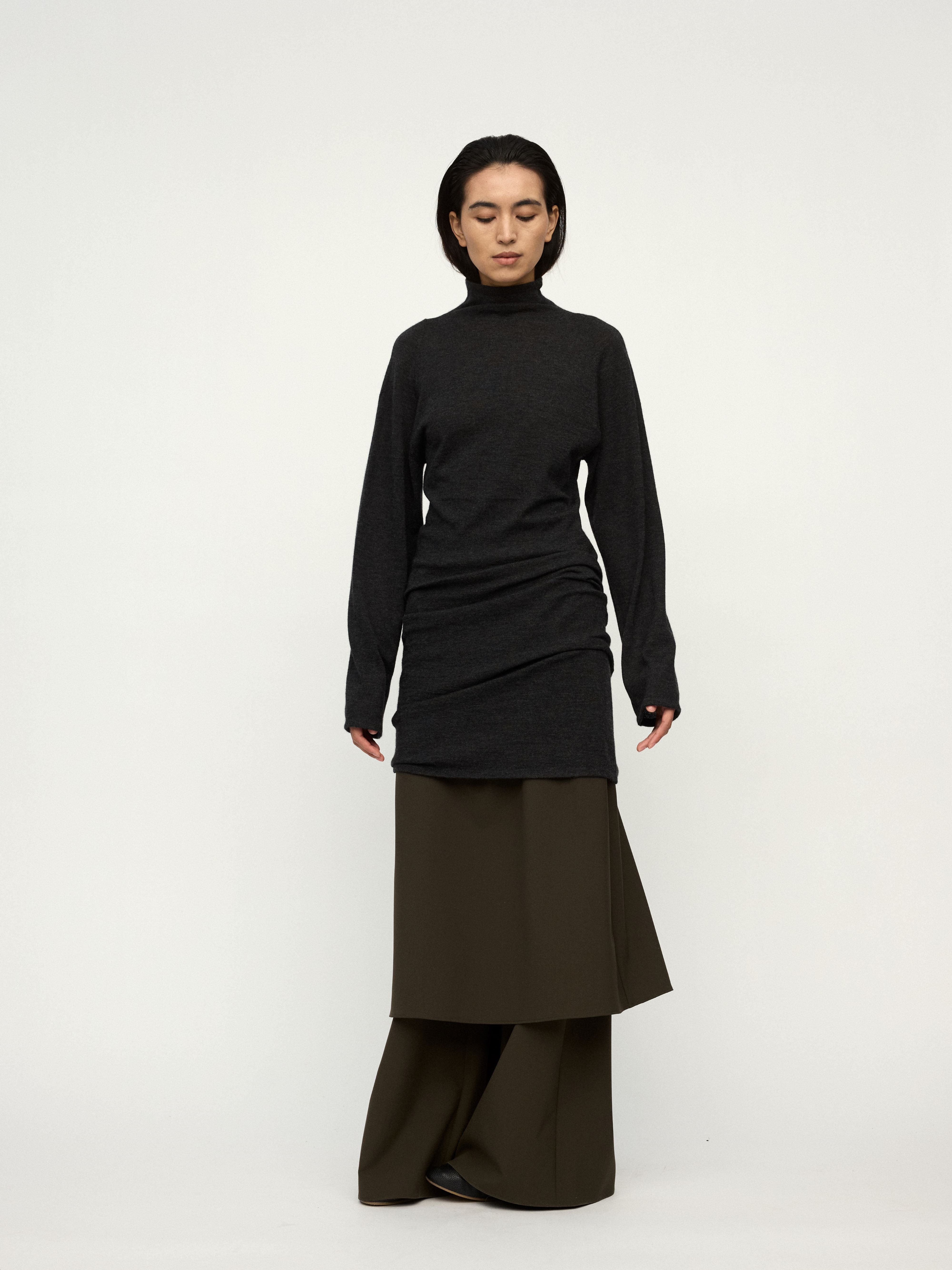 PREAW25 - DARK GREY EUA TOP