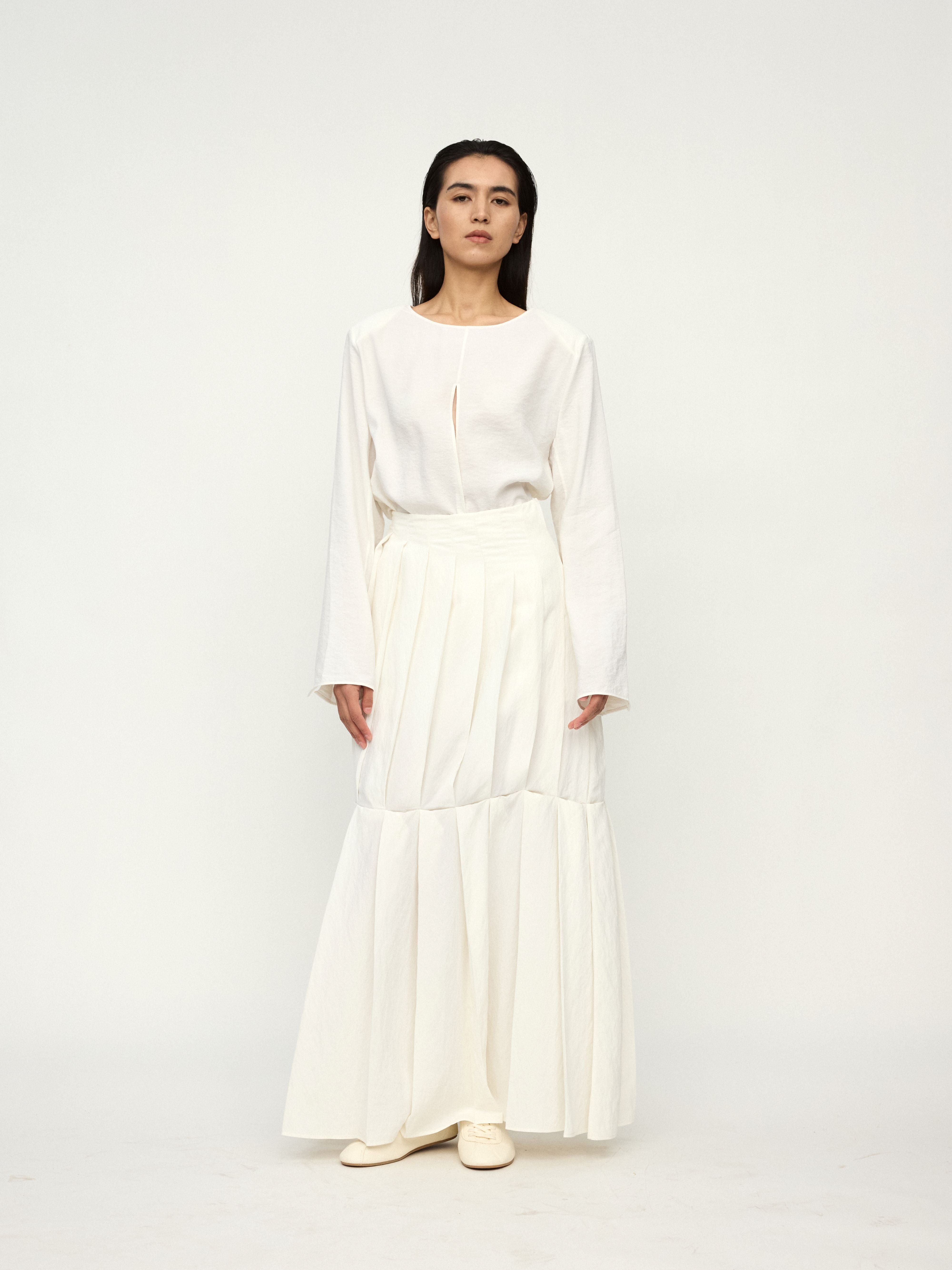 PREAW25 - MILKY ALBA PLEATED SKIRT