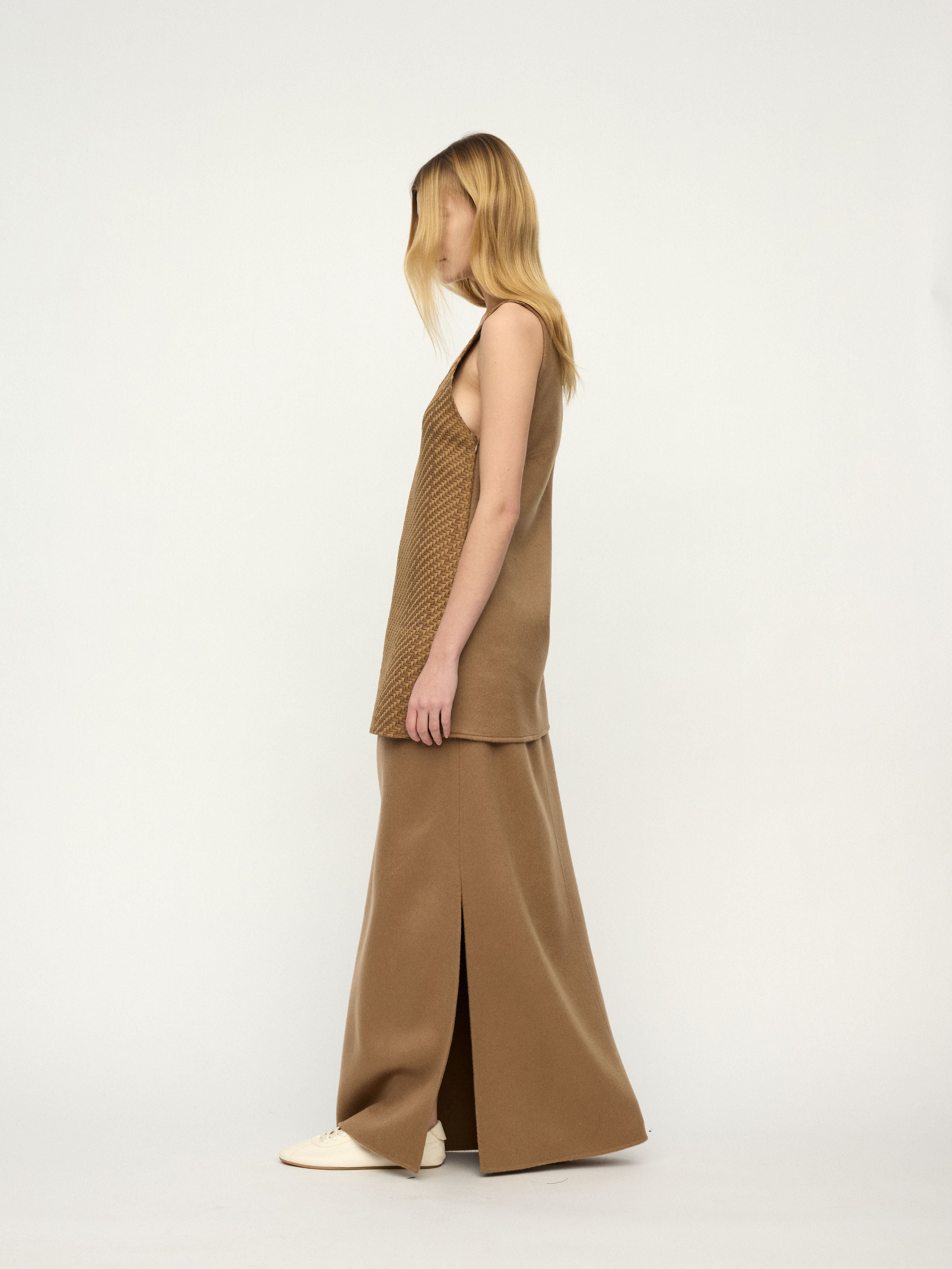 PREAW25 - GLODEN TILE TANK TOP