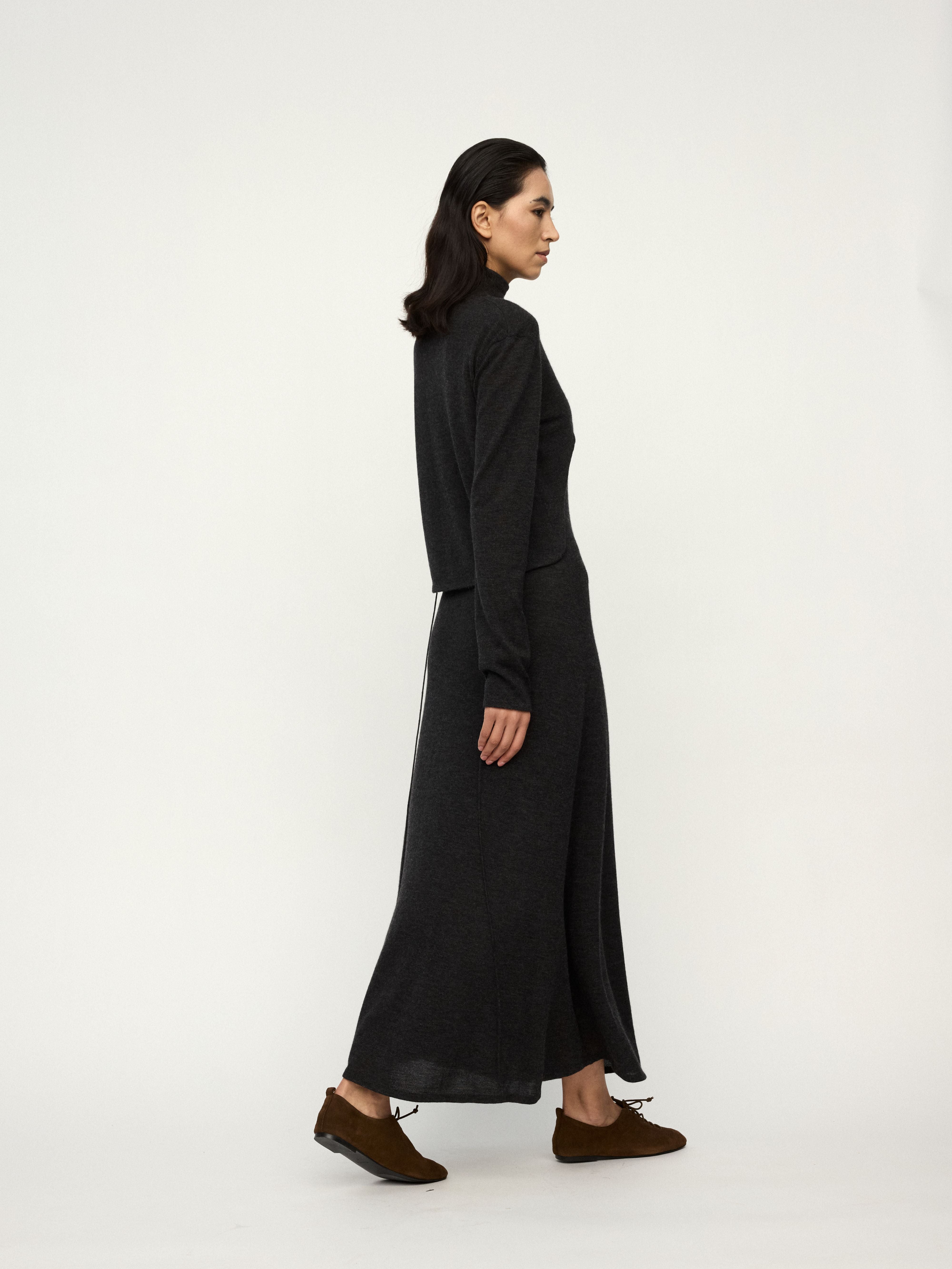 PREAW25 - DARK GREY GAYA DRESS