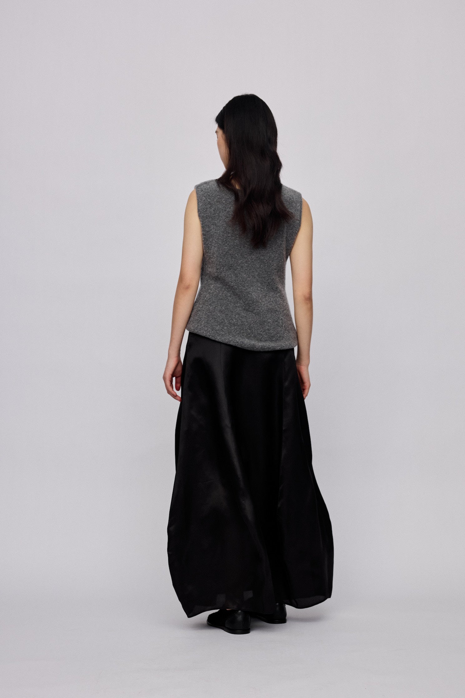 PRE SS25 - JET BLACK COCOON SKIRT