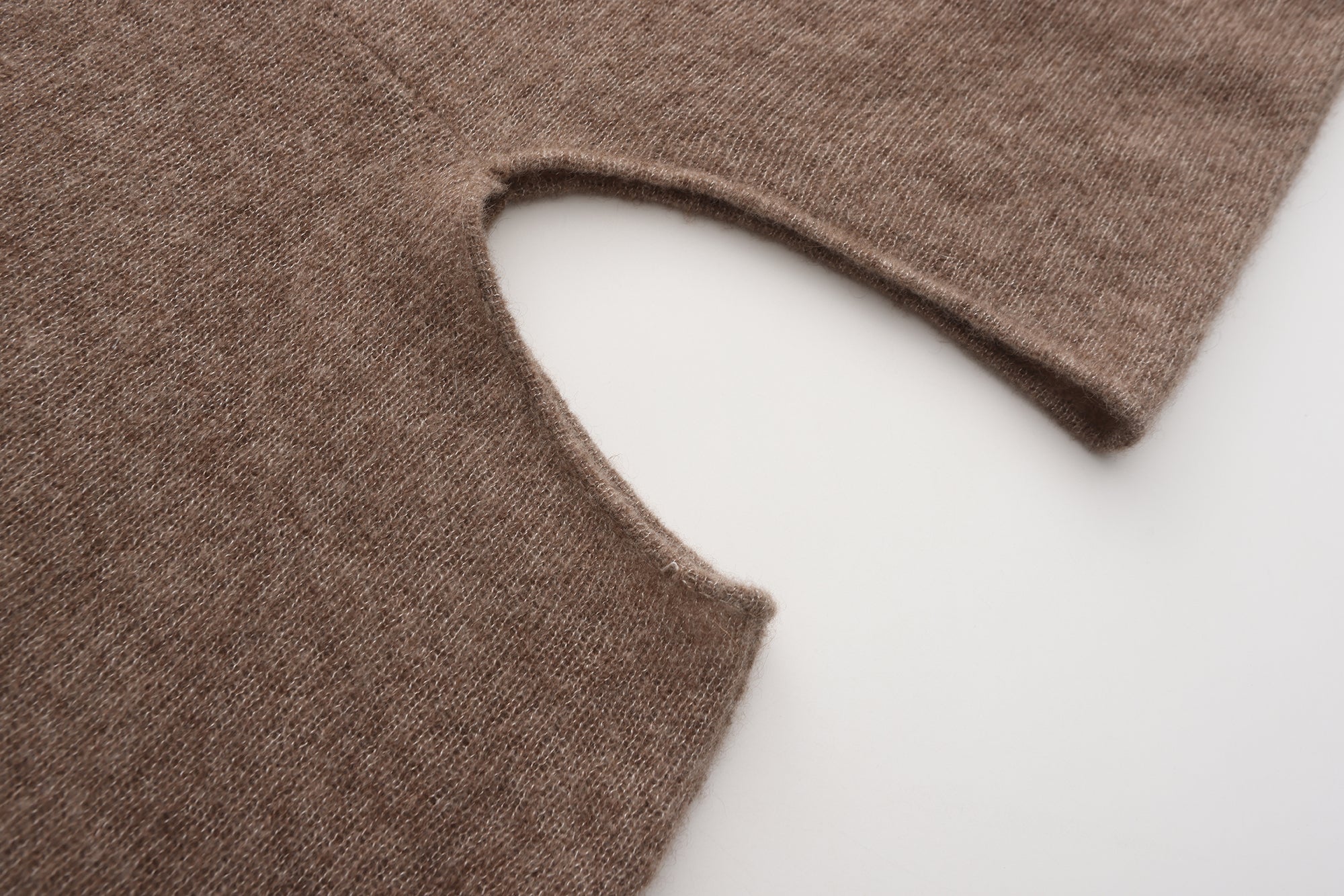 AW24 - BROWN KNIT FLINT TOP