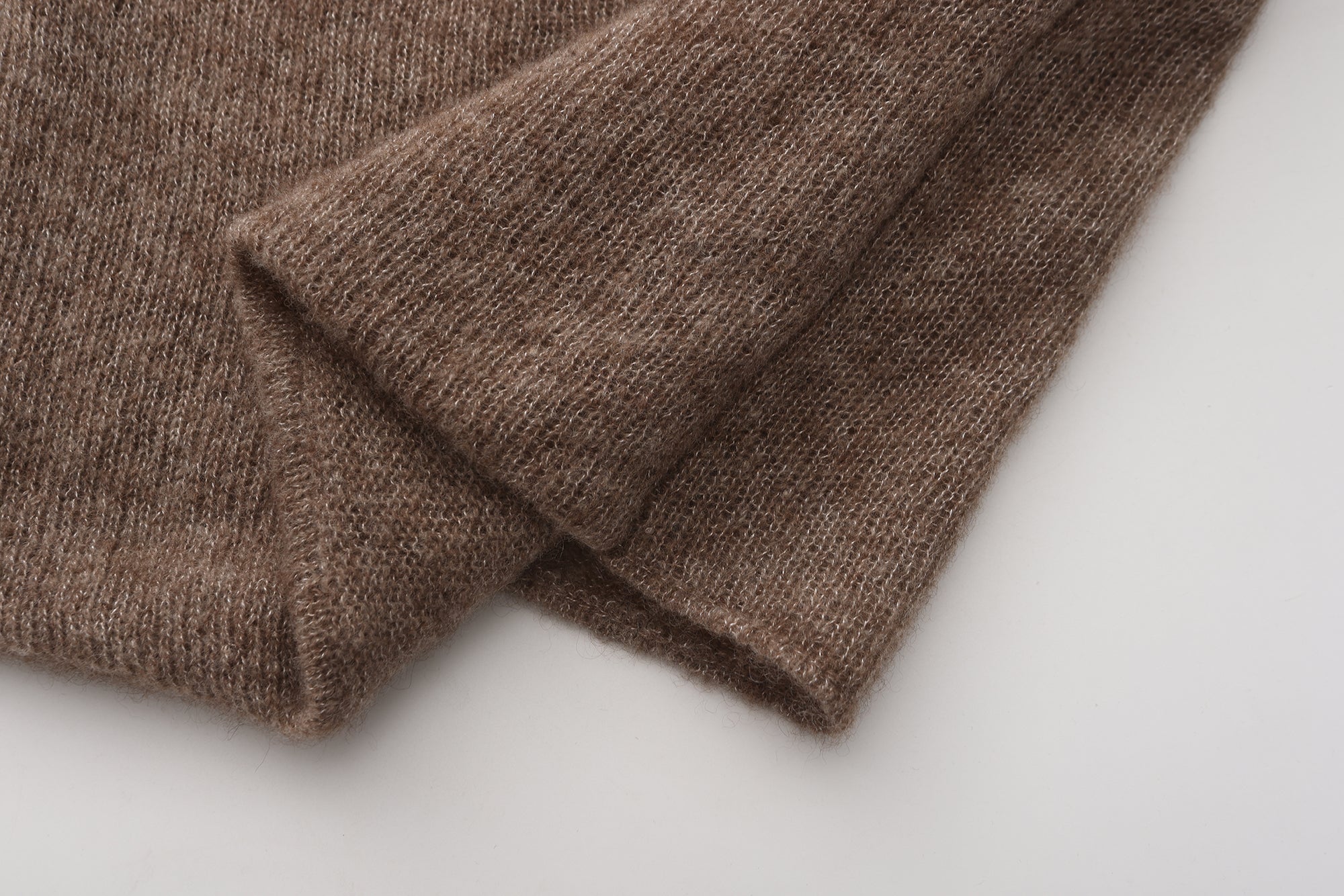 AW24 - BROWN KNIT COMINO TOP