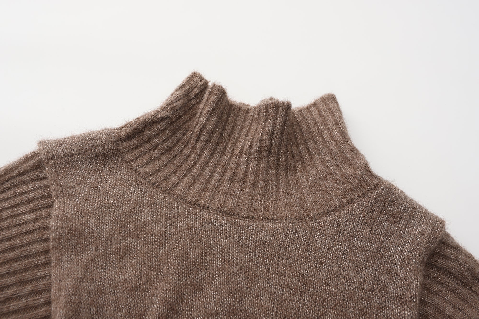 AW24 - BROWN KNIT JALUIT TOP