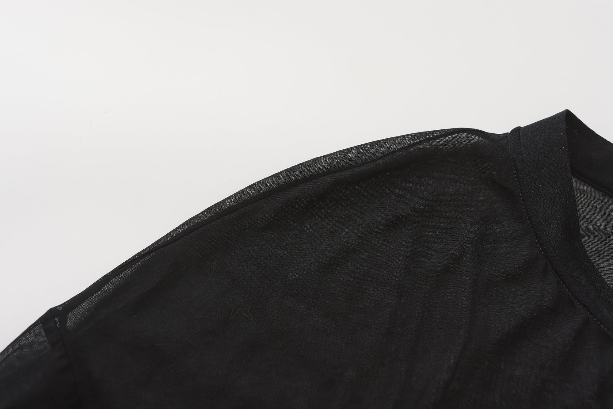 AW24 - BLACK GULA SHIRT