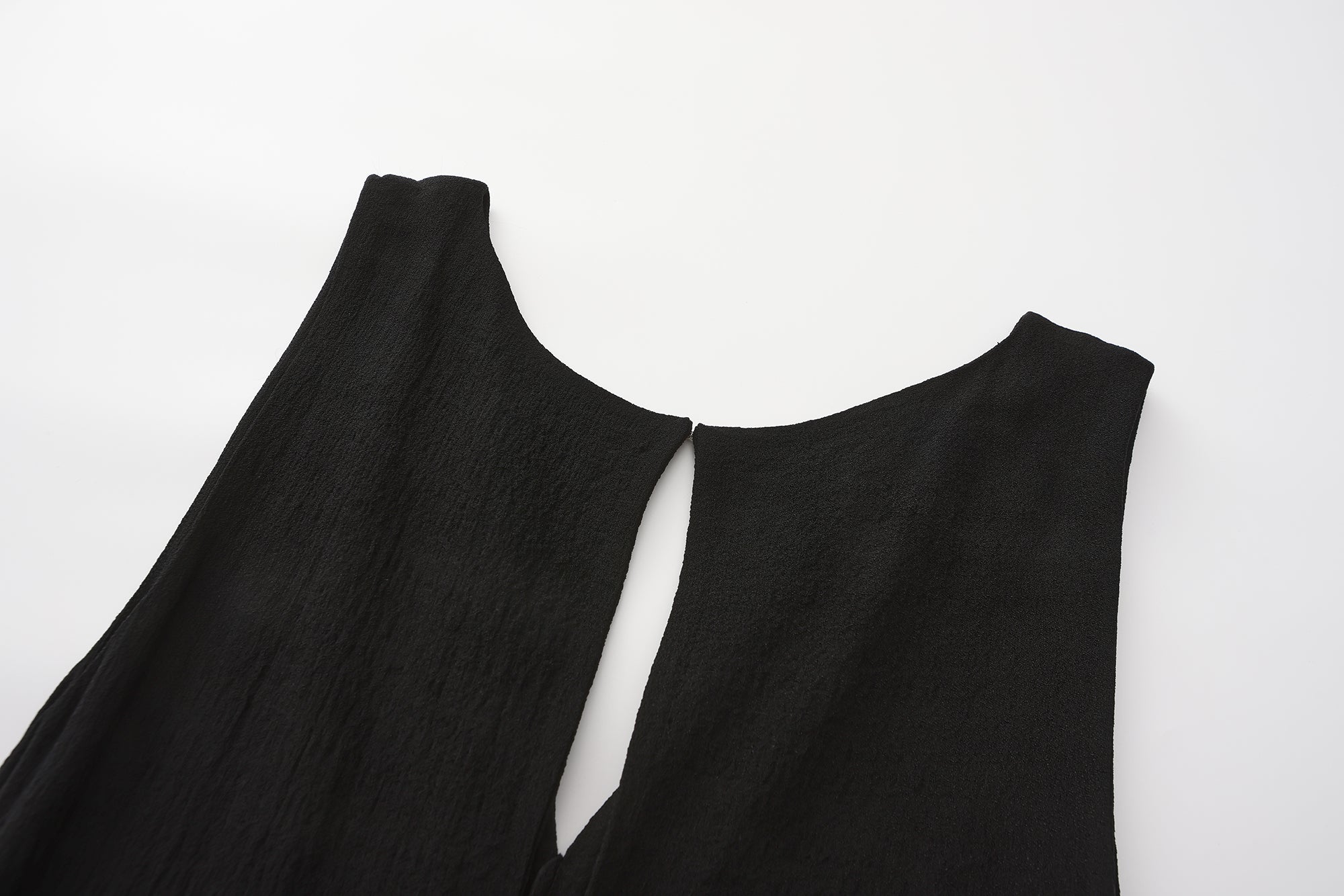 AW24 - BLACK ATAFU DRESS