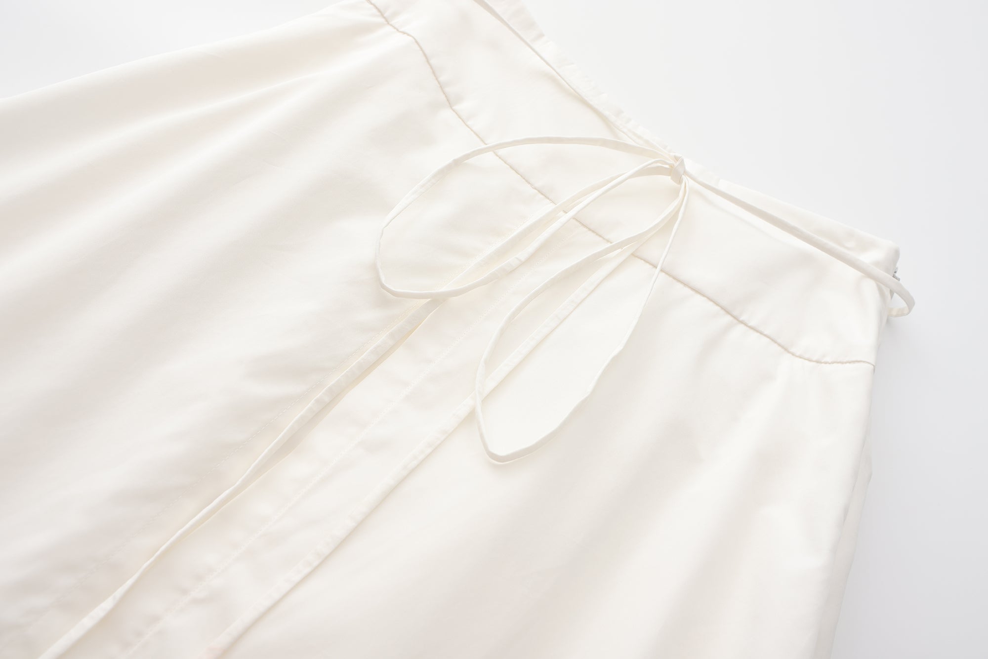 PRE SS25 - GLAZE WHITE SHIRT SKIRT