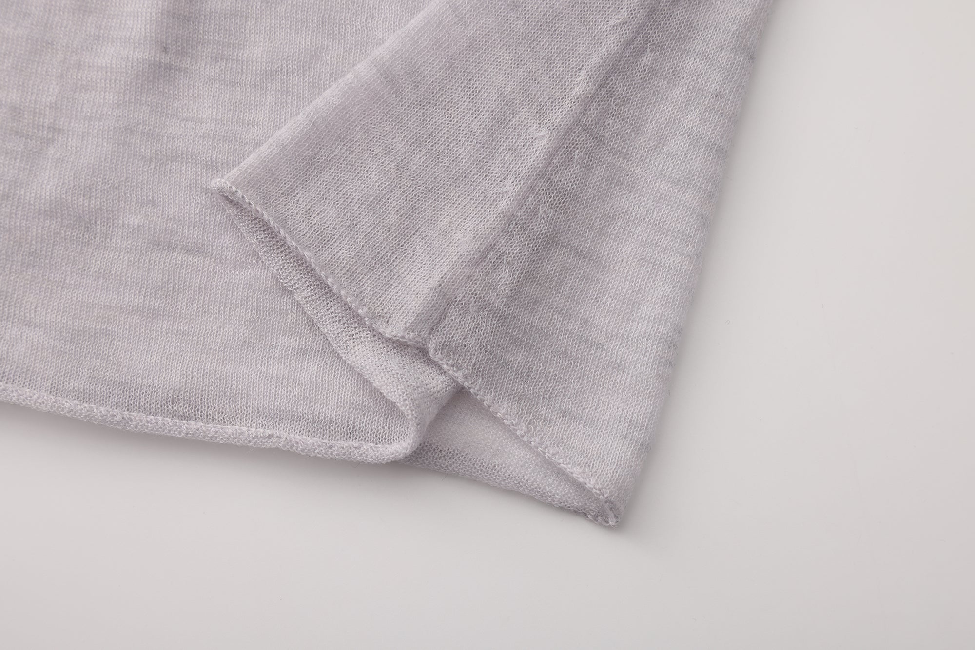 AW25 - FOG FROST TURTLE NECK TOP
