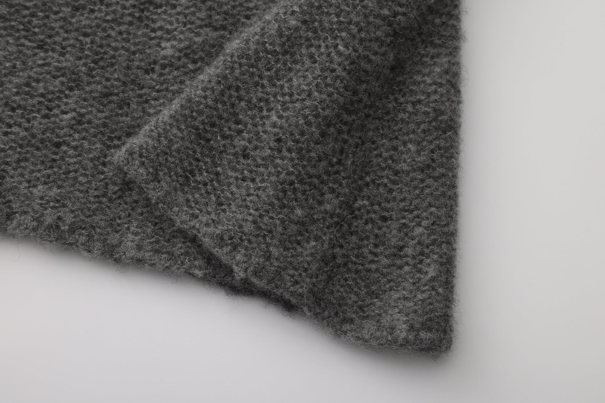 AW25 - THUNDER TOBA TOP