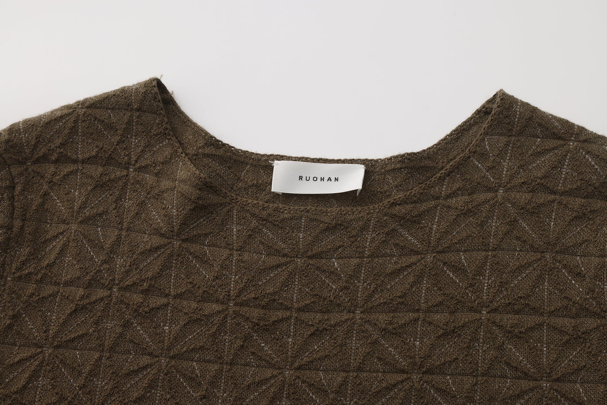AW25 - CAMOUFLAGE NEVE TOP