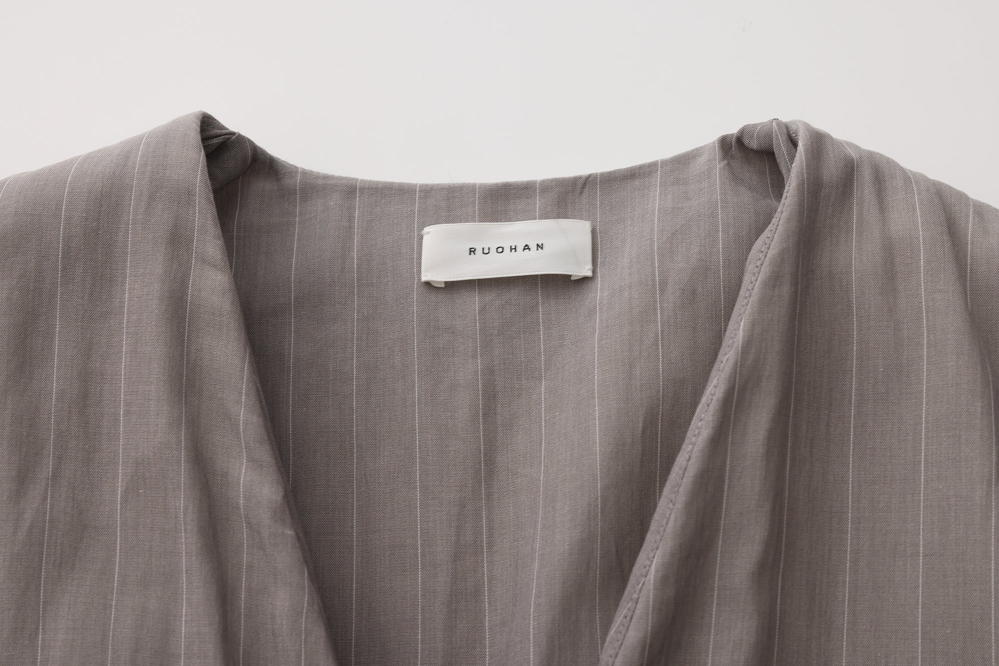 AW25 - GRAPHITE GRAY PADDED WOLIN COAT