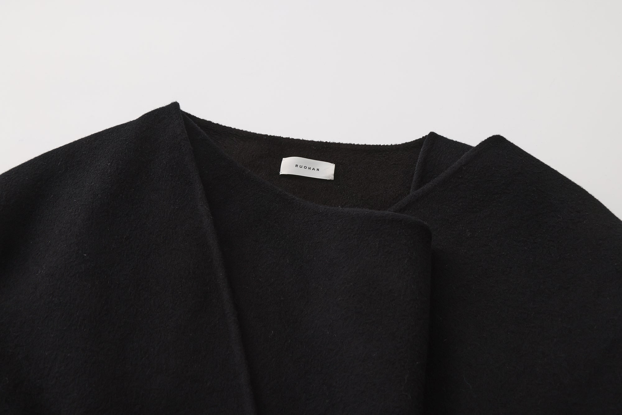 AW25 - JET BLACK MIRA COAT