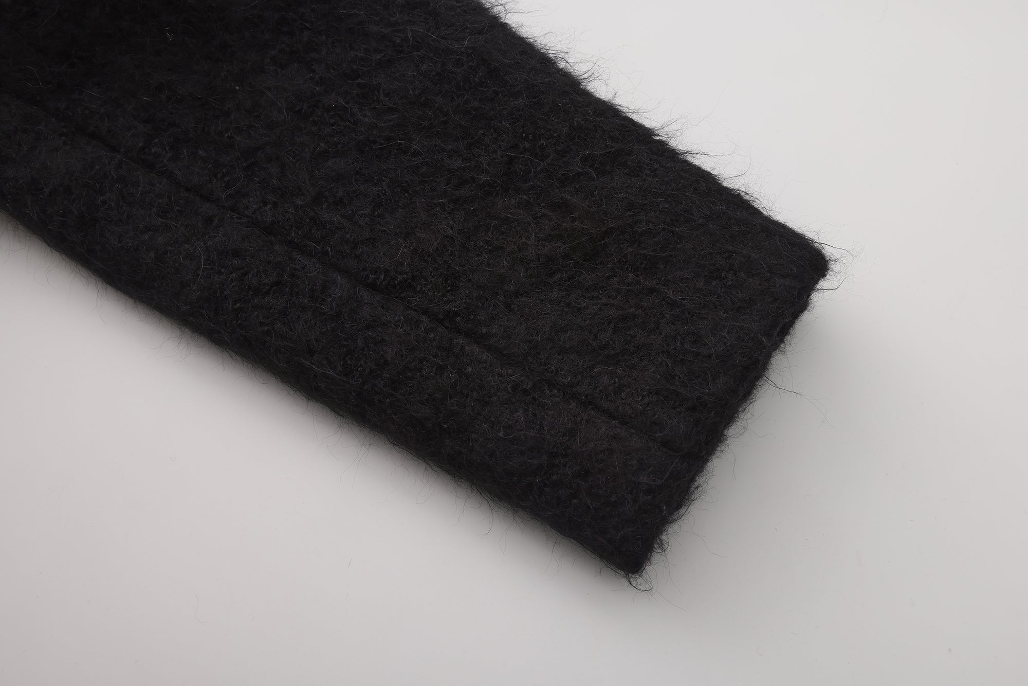 AW25 - EBONY BLACK MERGUI COAT