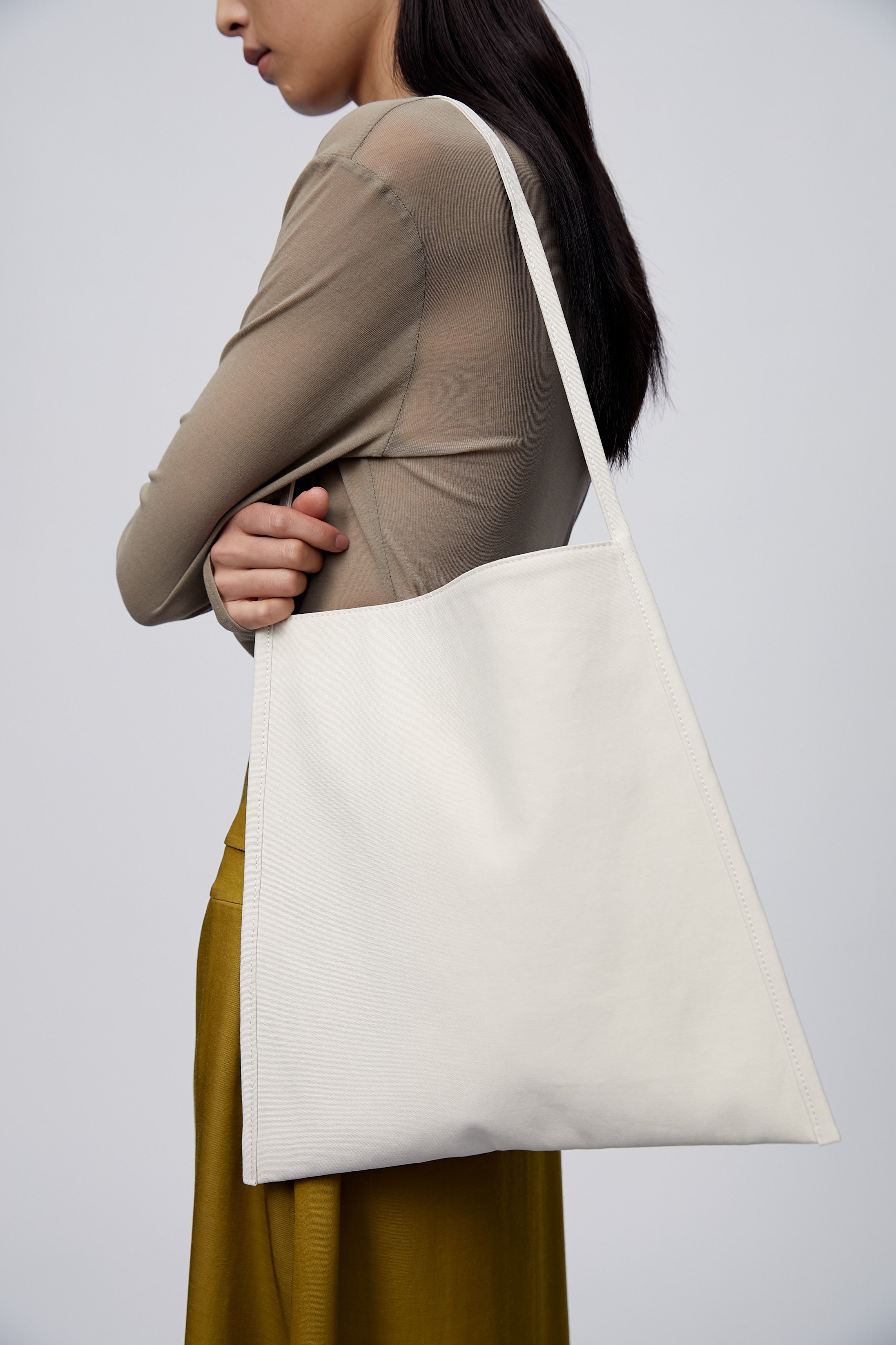 PREAW24 - IVORY TOTE BAG