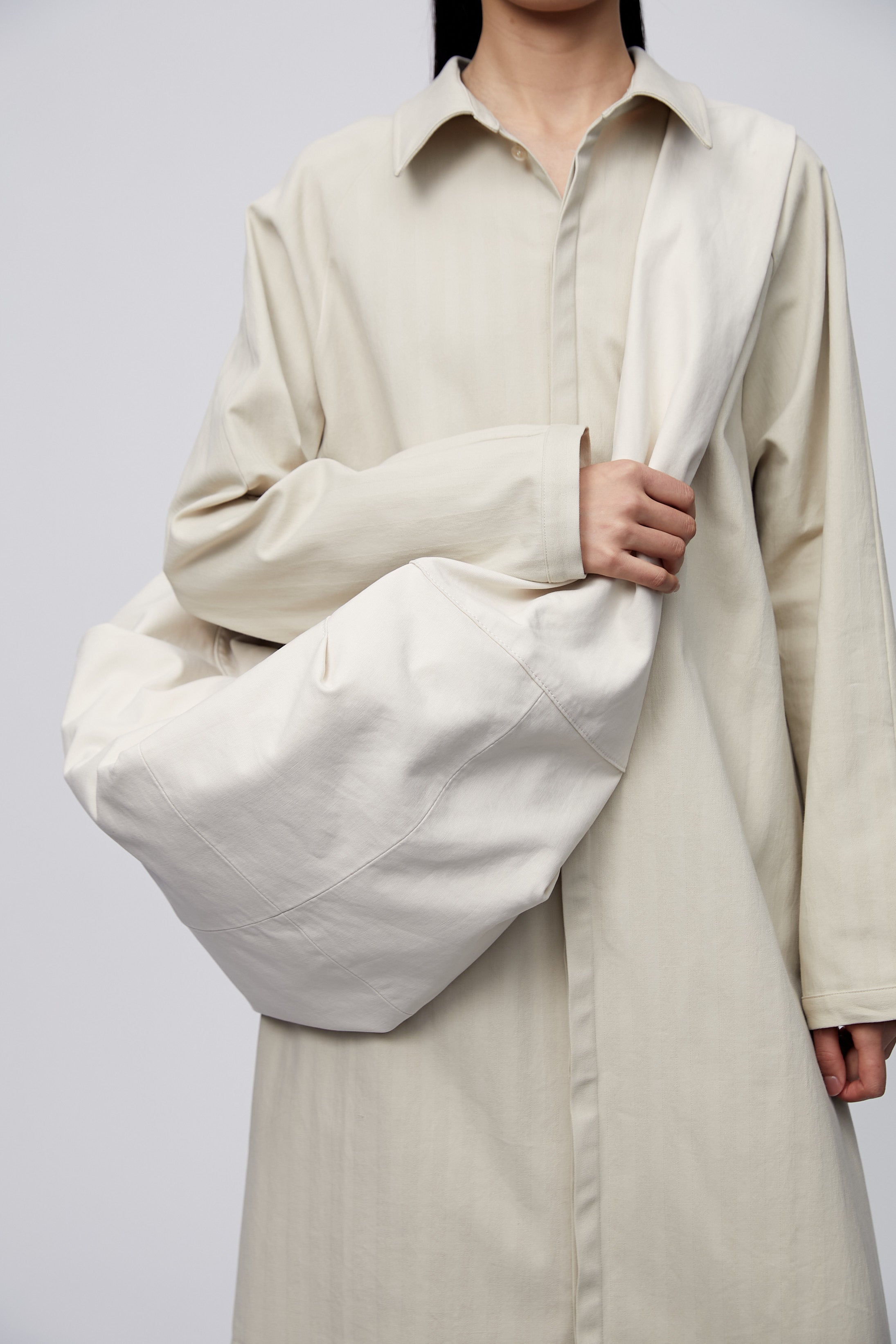 PREAW24 - IVORY X MOON BAG