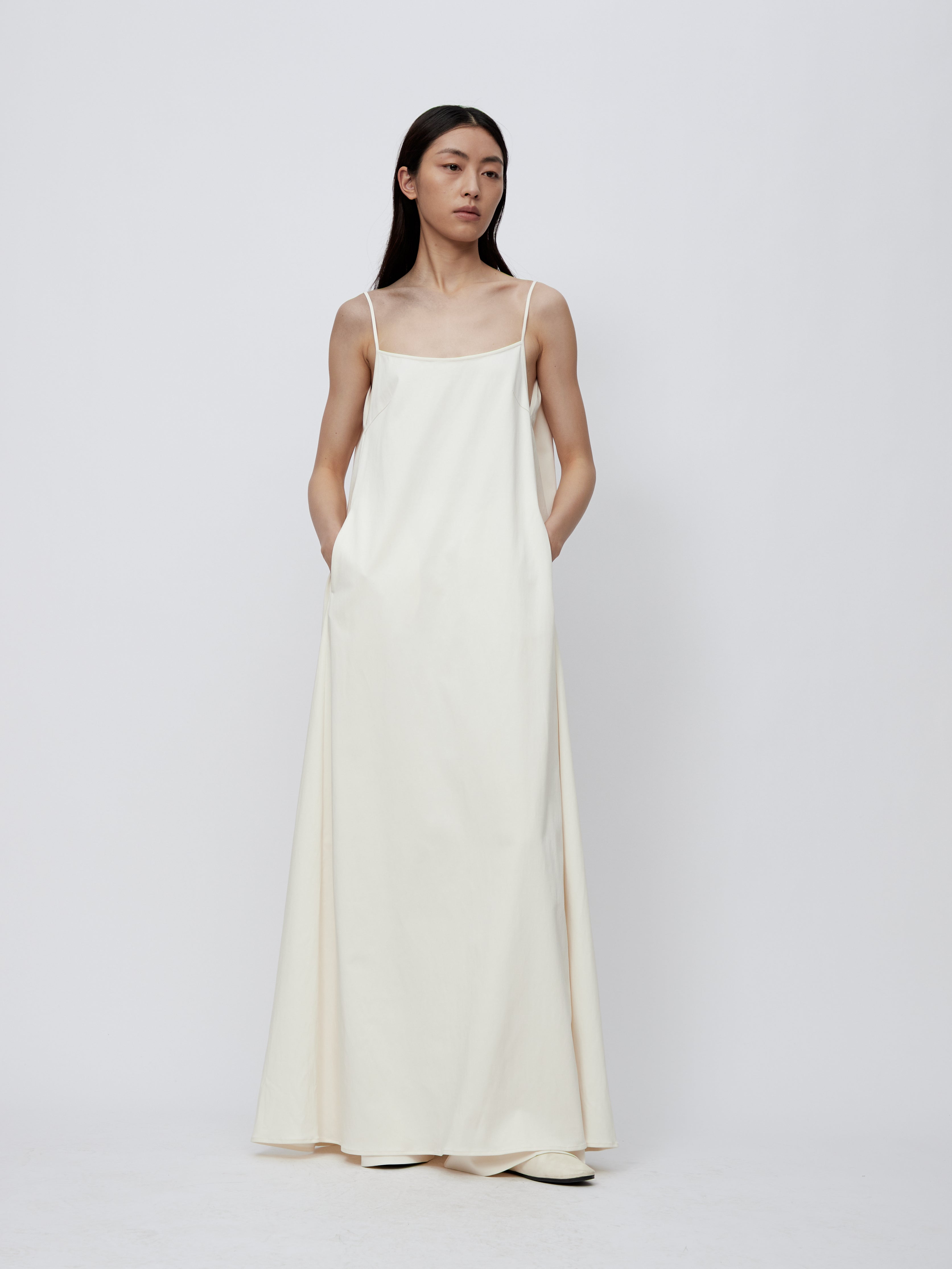 PREAW24 - CERAMIC WHITE FOGO DRESS