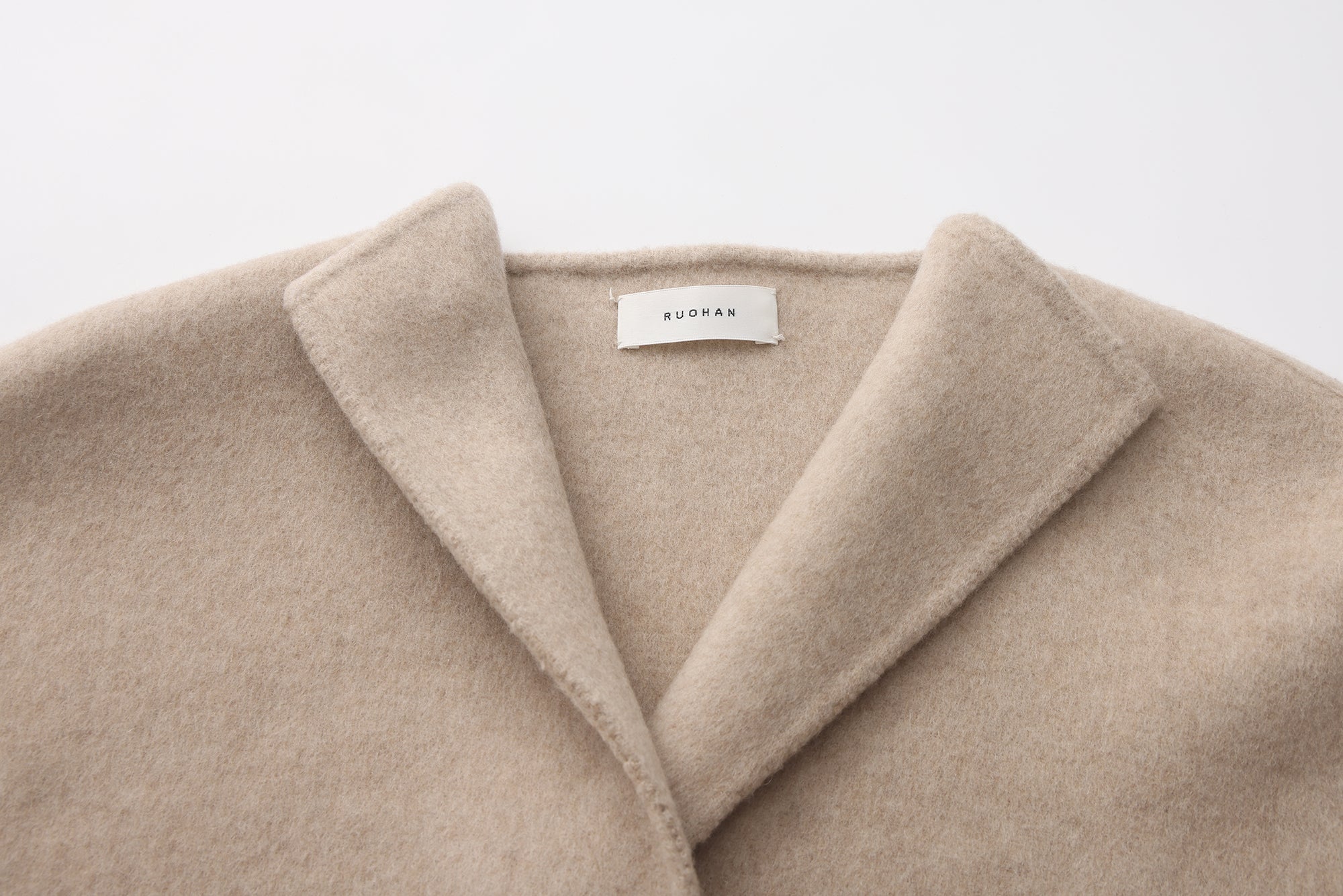 PREAW26 - LOESS SIFNO JACKET