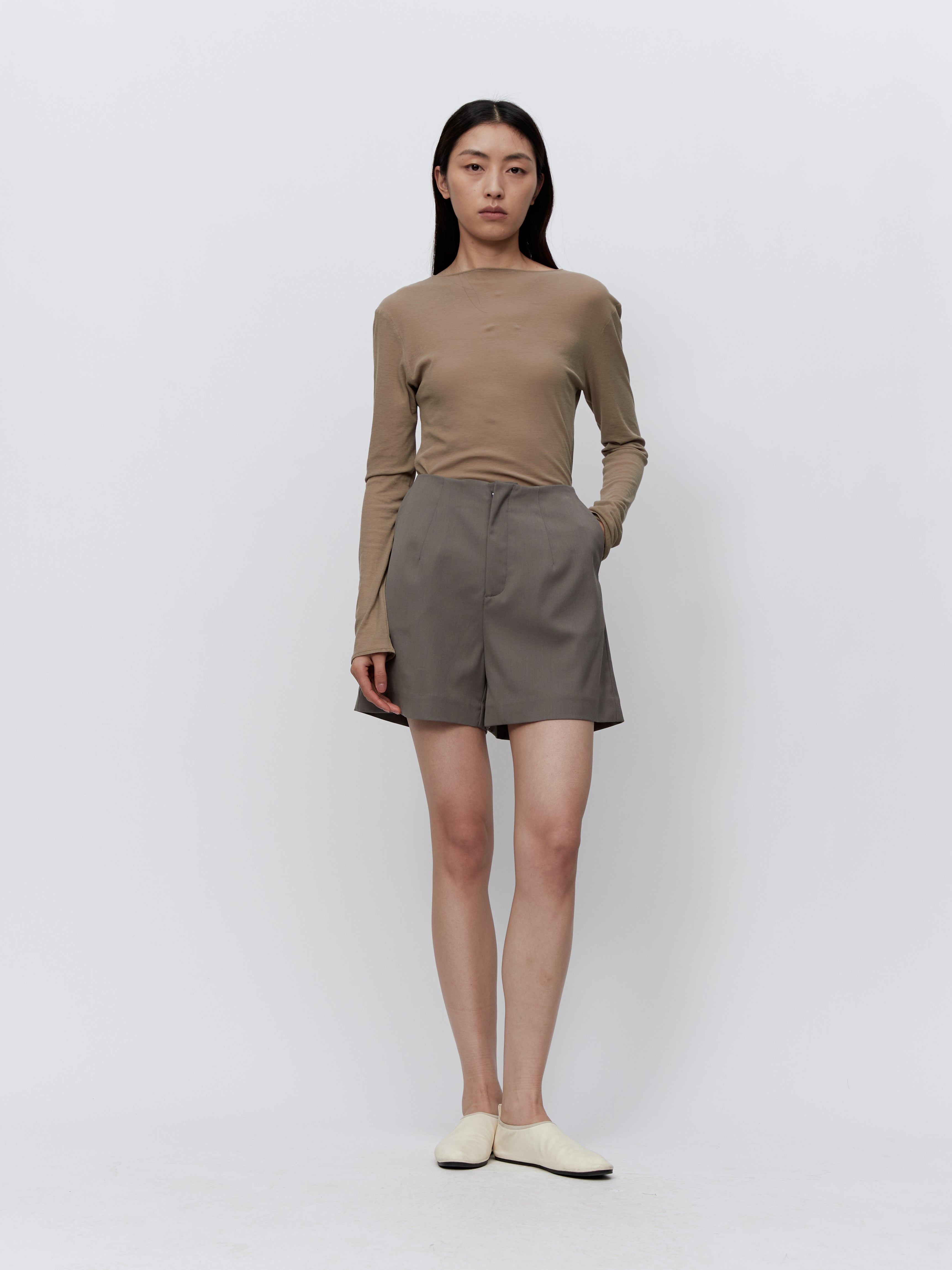 PREAW24 - GREY ISLA SHORTS