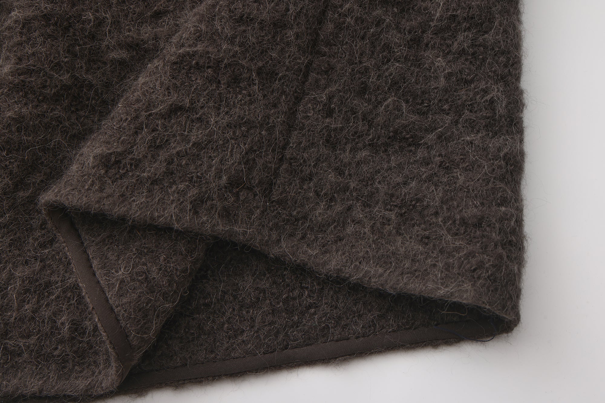 PREAW26 - UMBER RAAS COAT