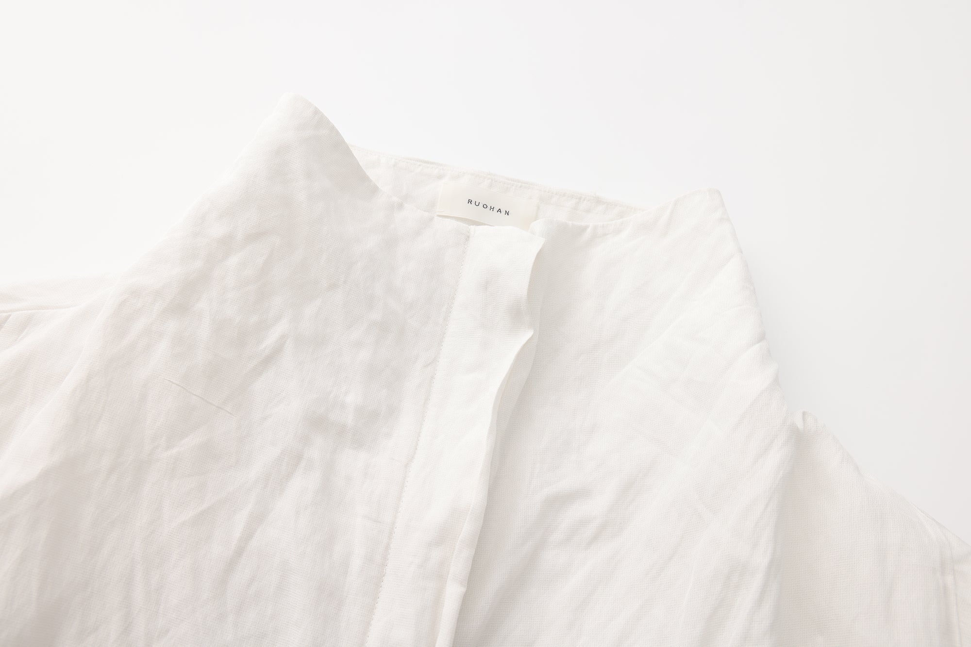 PRESS26 - FROST NURI TRENCH