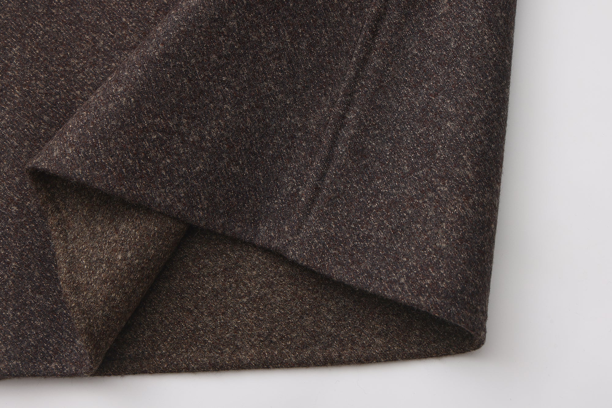 PREAW26 - BASALT PERIM COAT