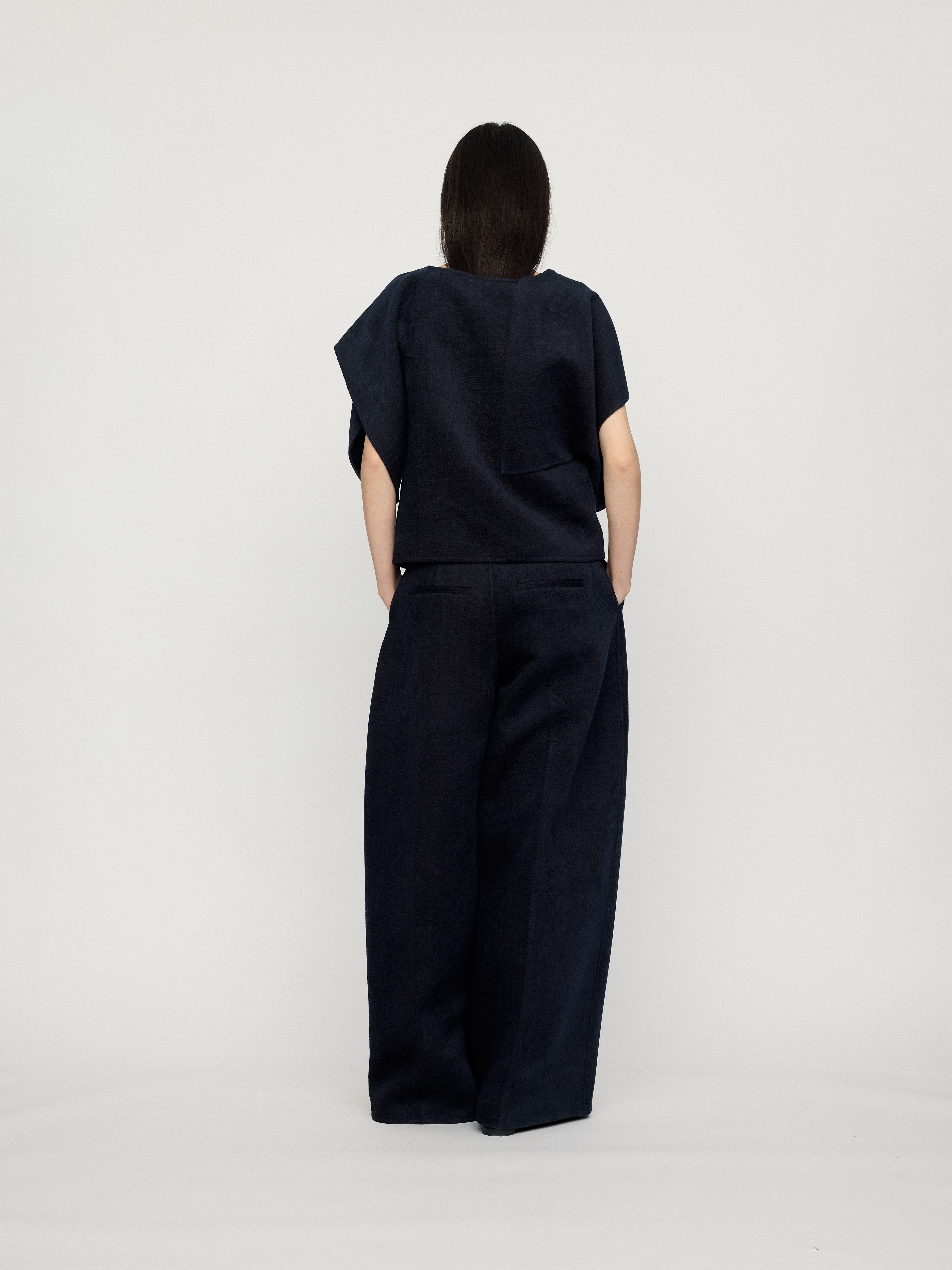 PREAW26 - ANDESITE JURA TOP