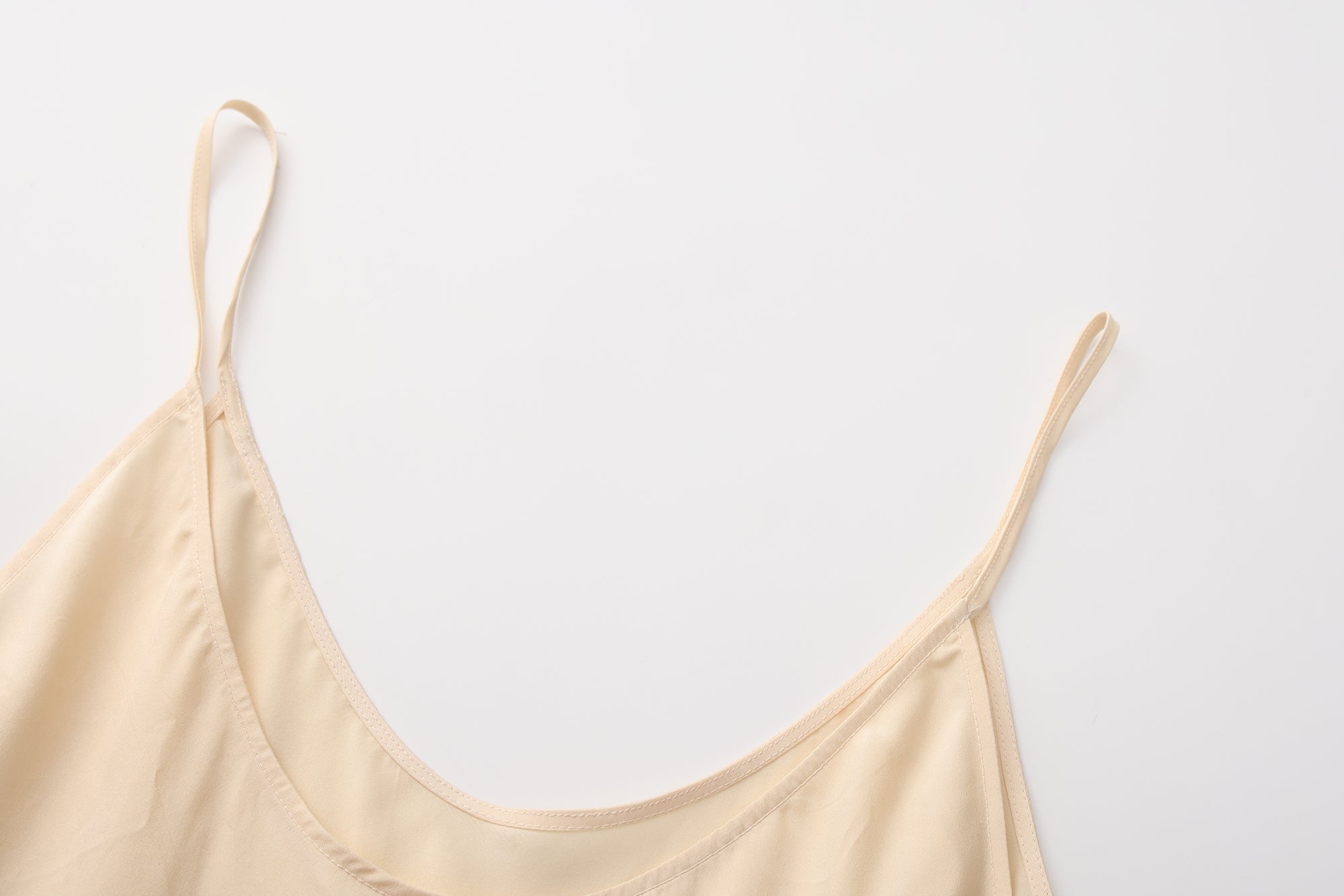 PRESS26 - DAWN ONI SLIP TOP