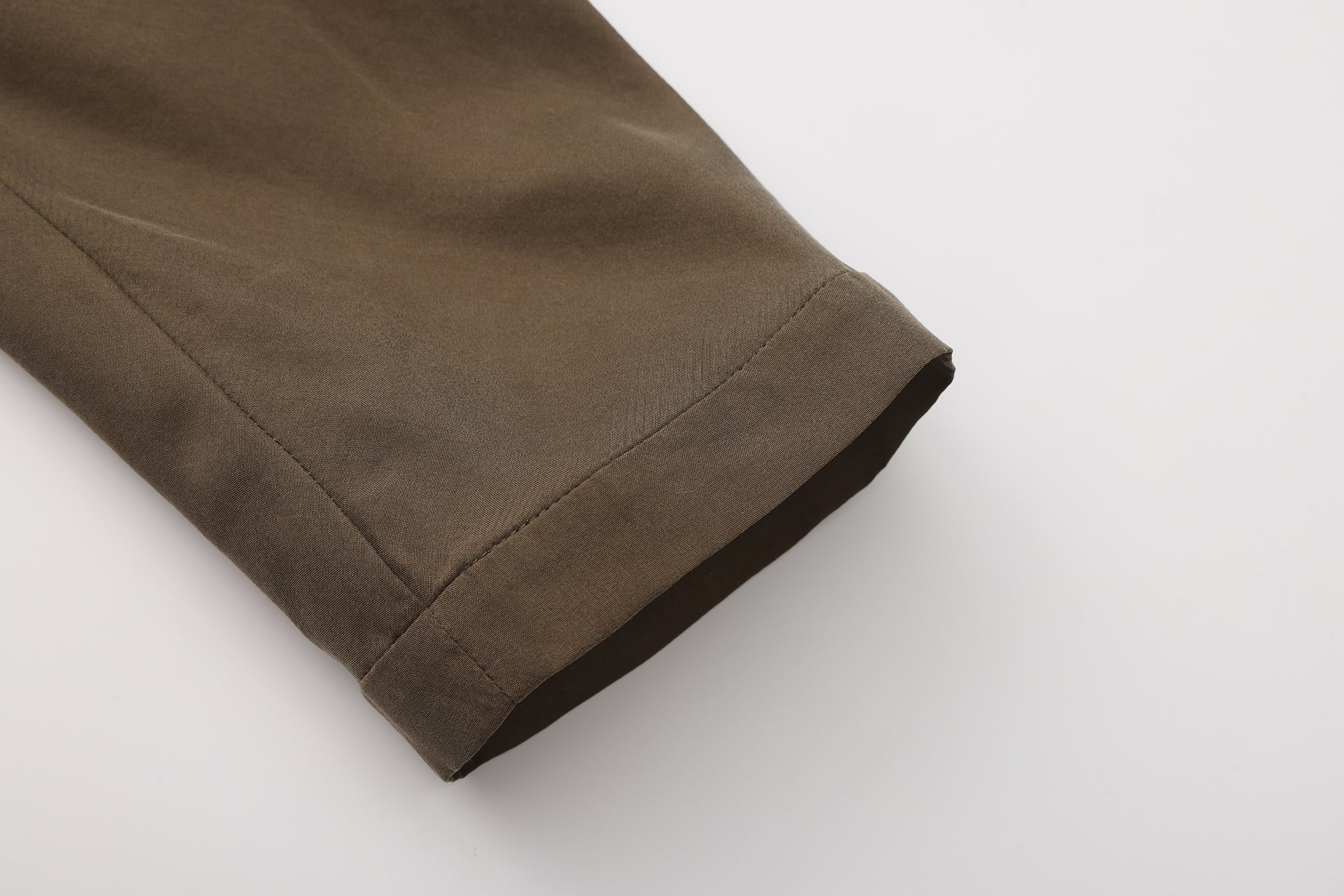 PRESS26 - OLIVE NORO SHIRT