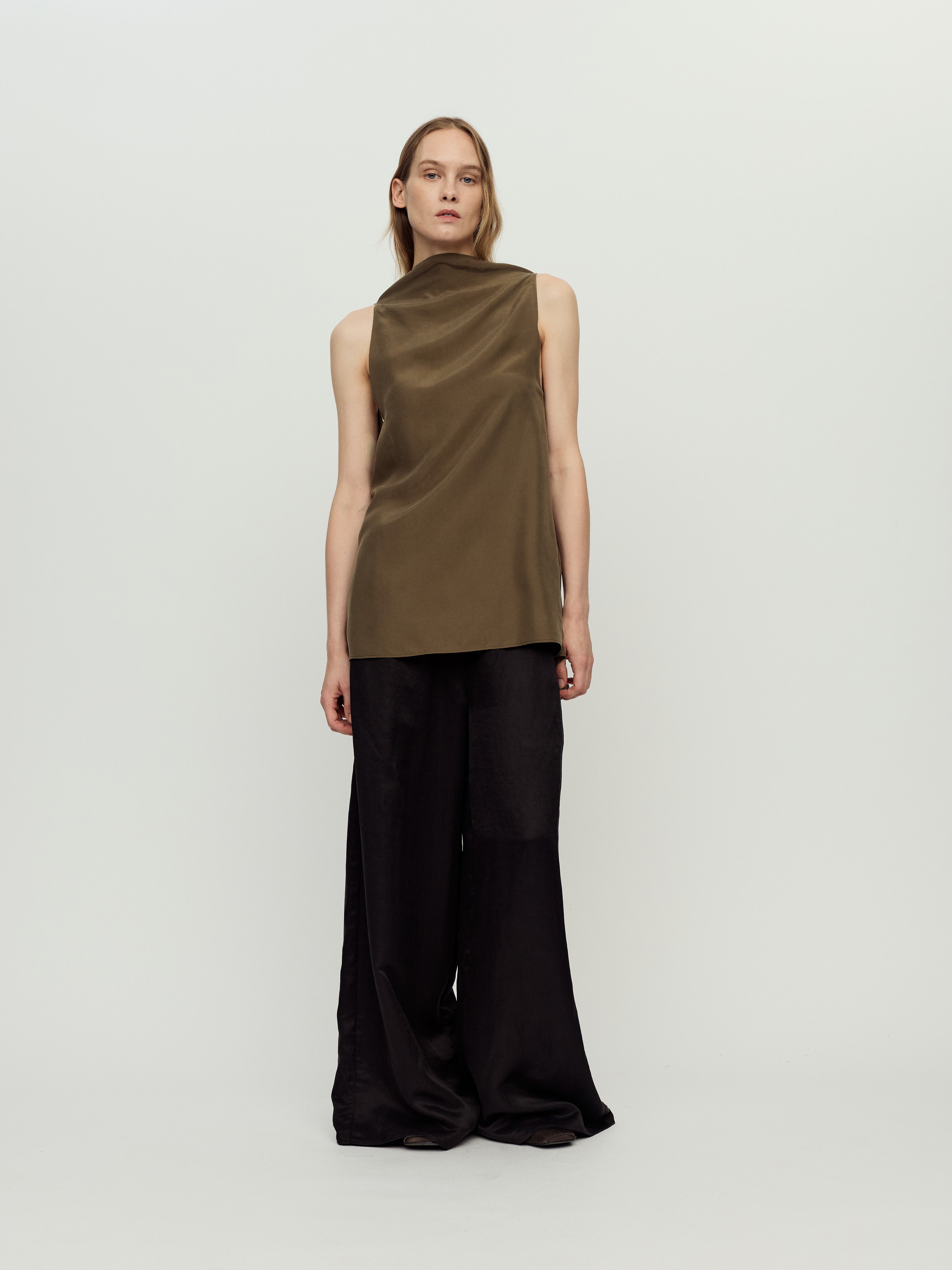 PRESS26 - OLIVE KUVA TOP