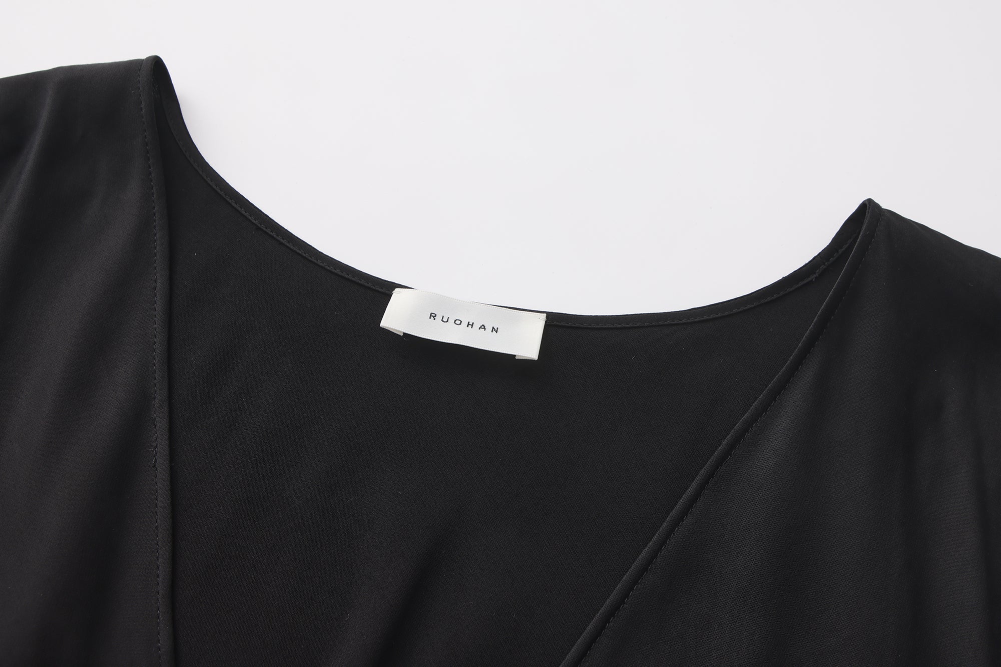PREAW26 - OBSIDIAN SYROS TOP