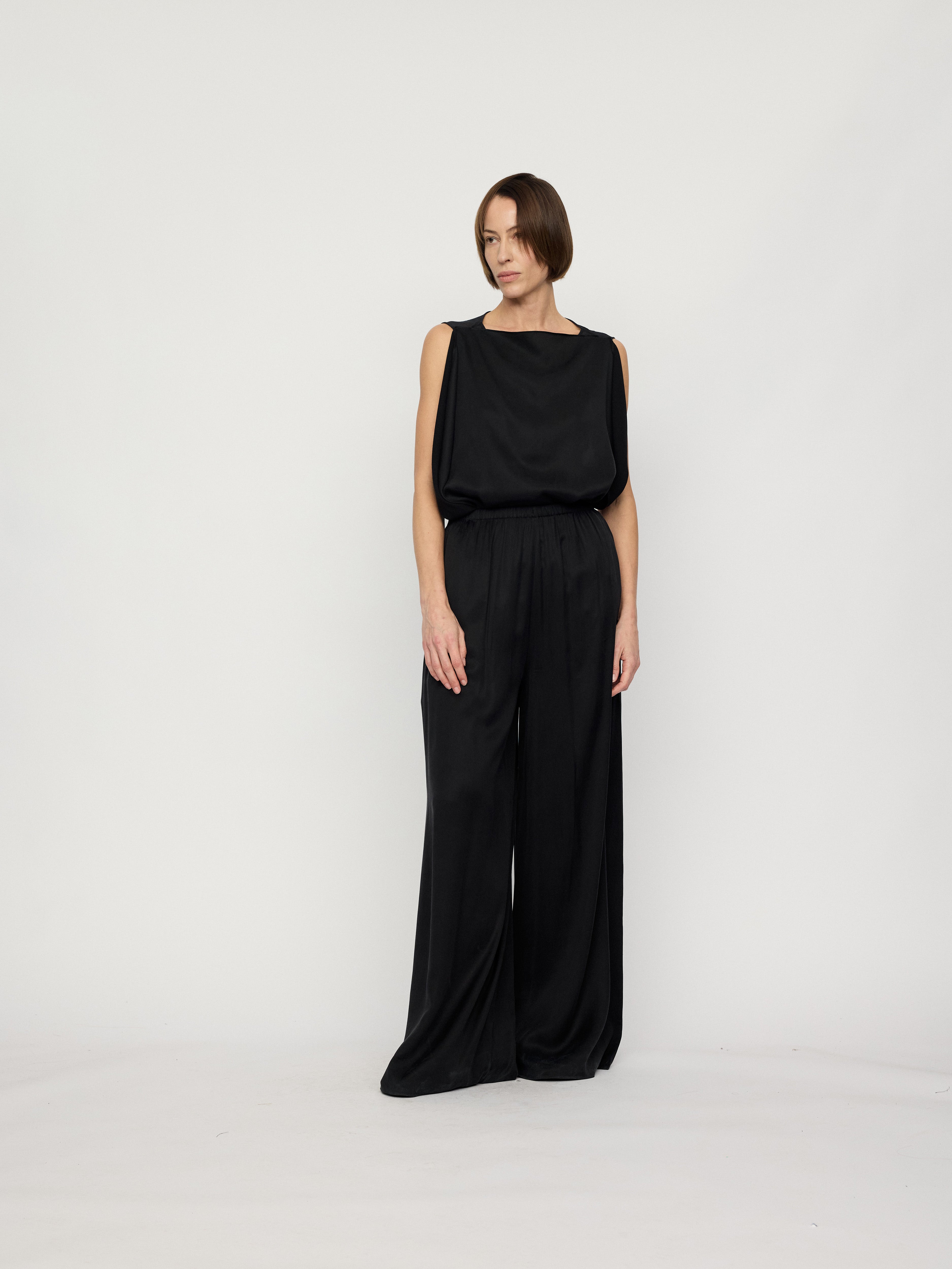 PREAW26 - OBSIDIAN LOUNGE TROUSERS