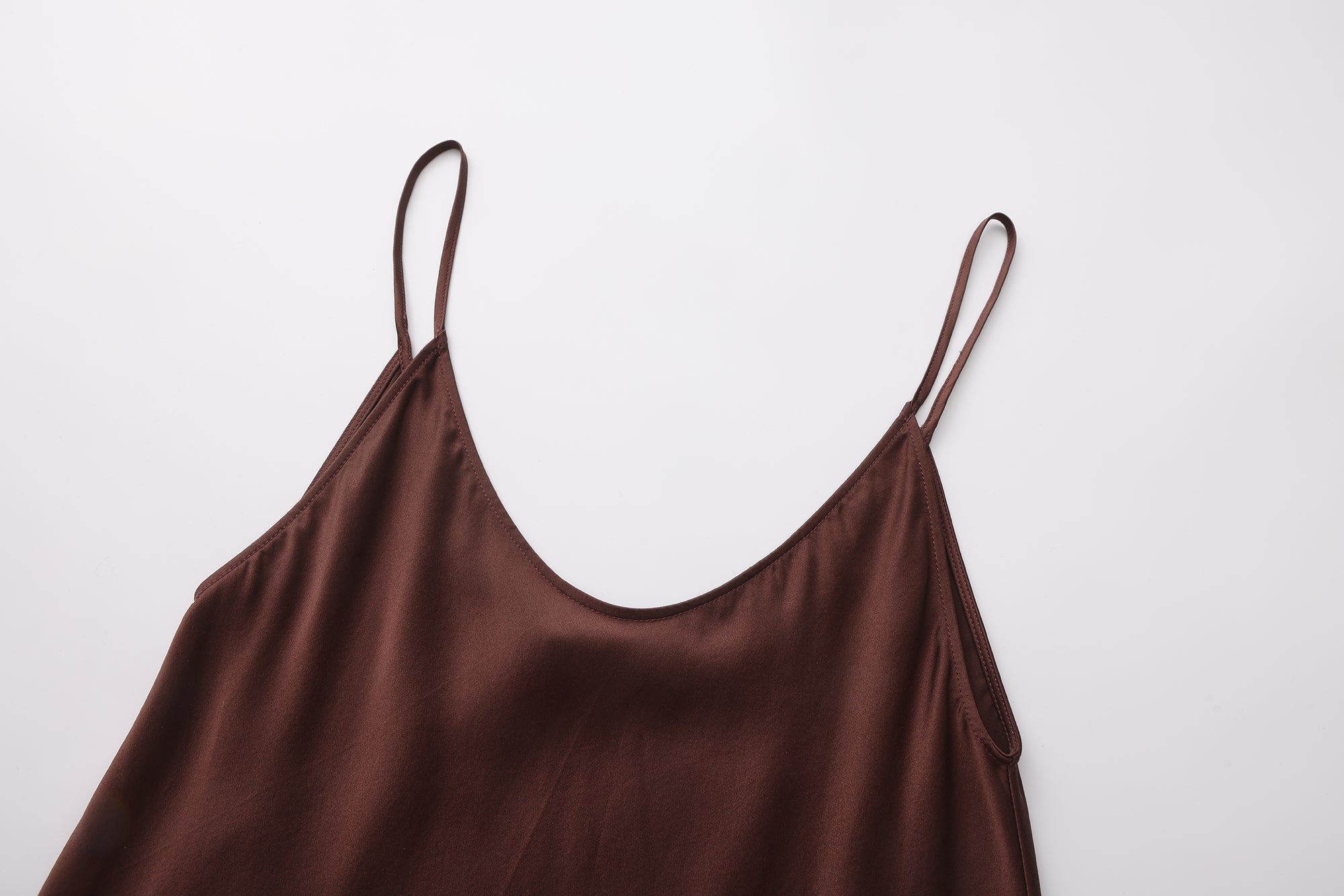 PRESS26 - SIENNA ONI SLIP TOP