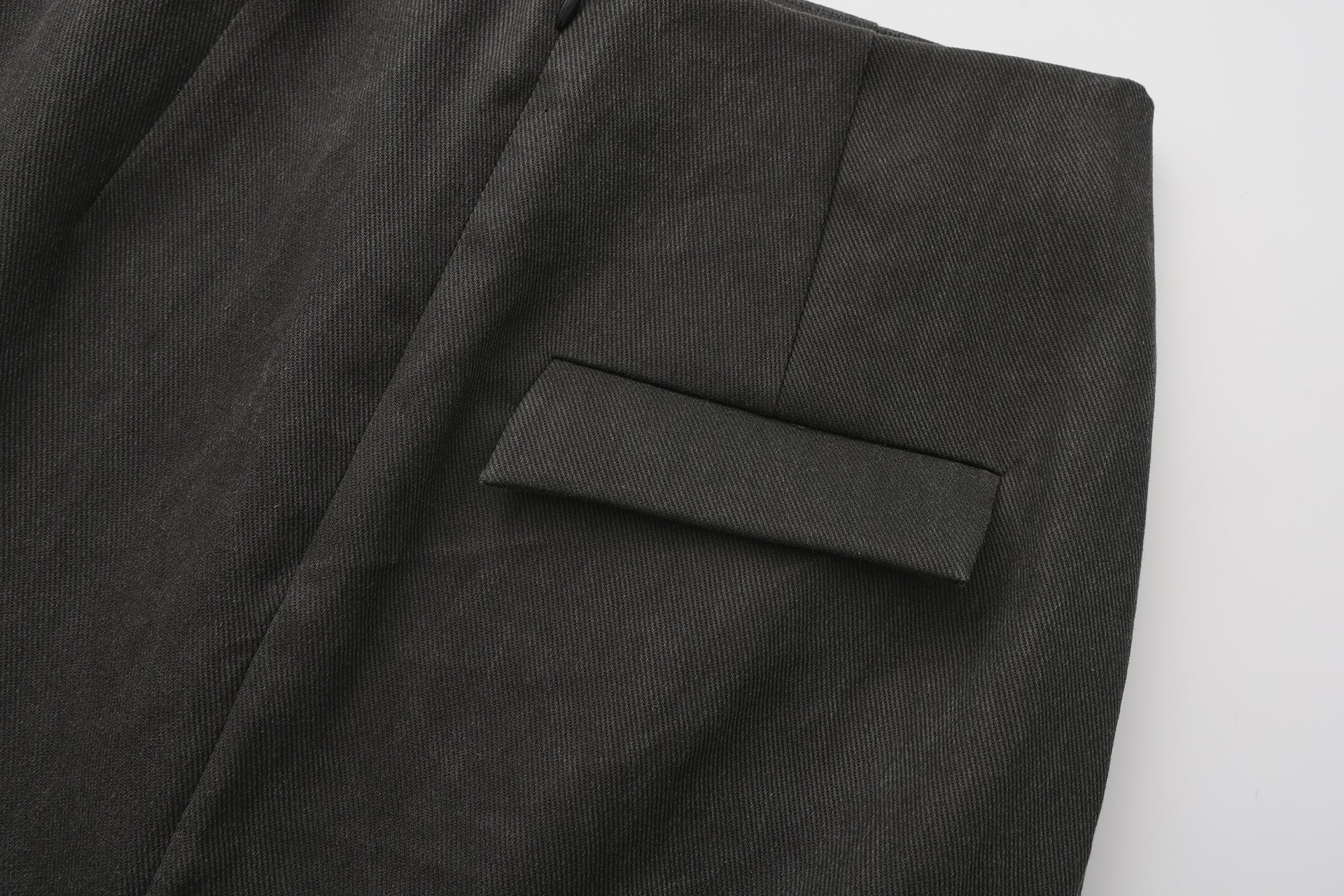 PRESS26 - GRAPHITE PENCIL SKIRT