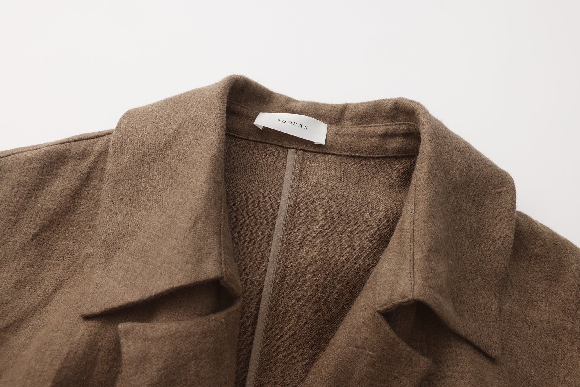 PRESS26 - ELM TILO TRENCH