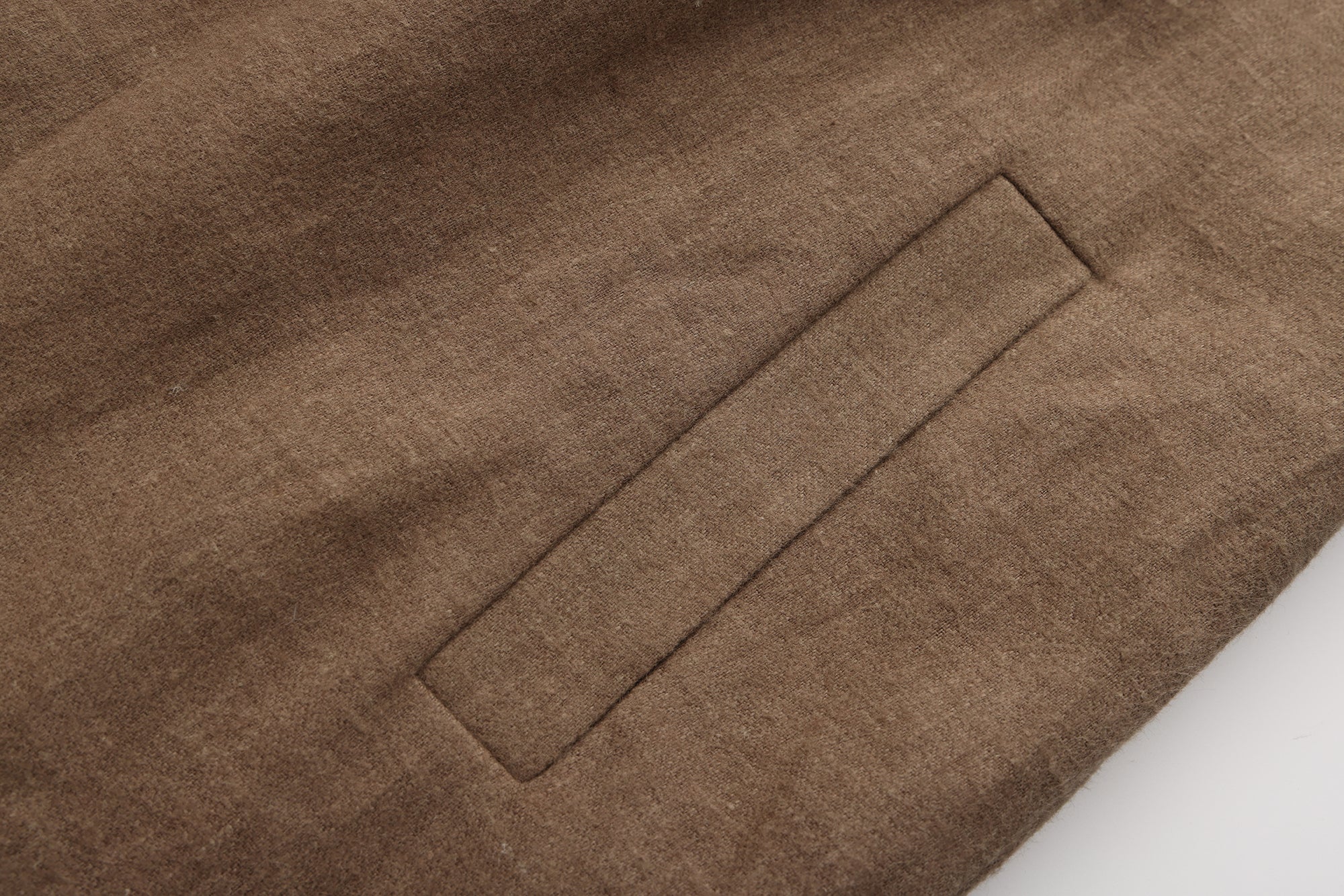 PRESS26 - ELM TILO TRENCH