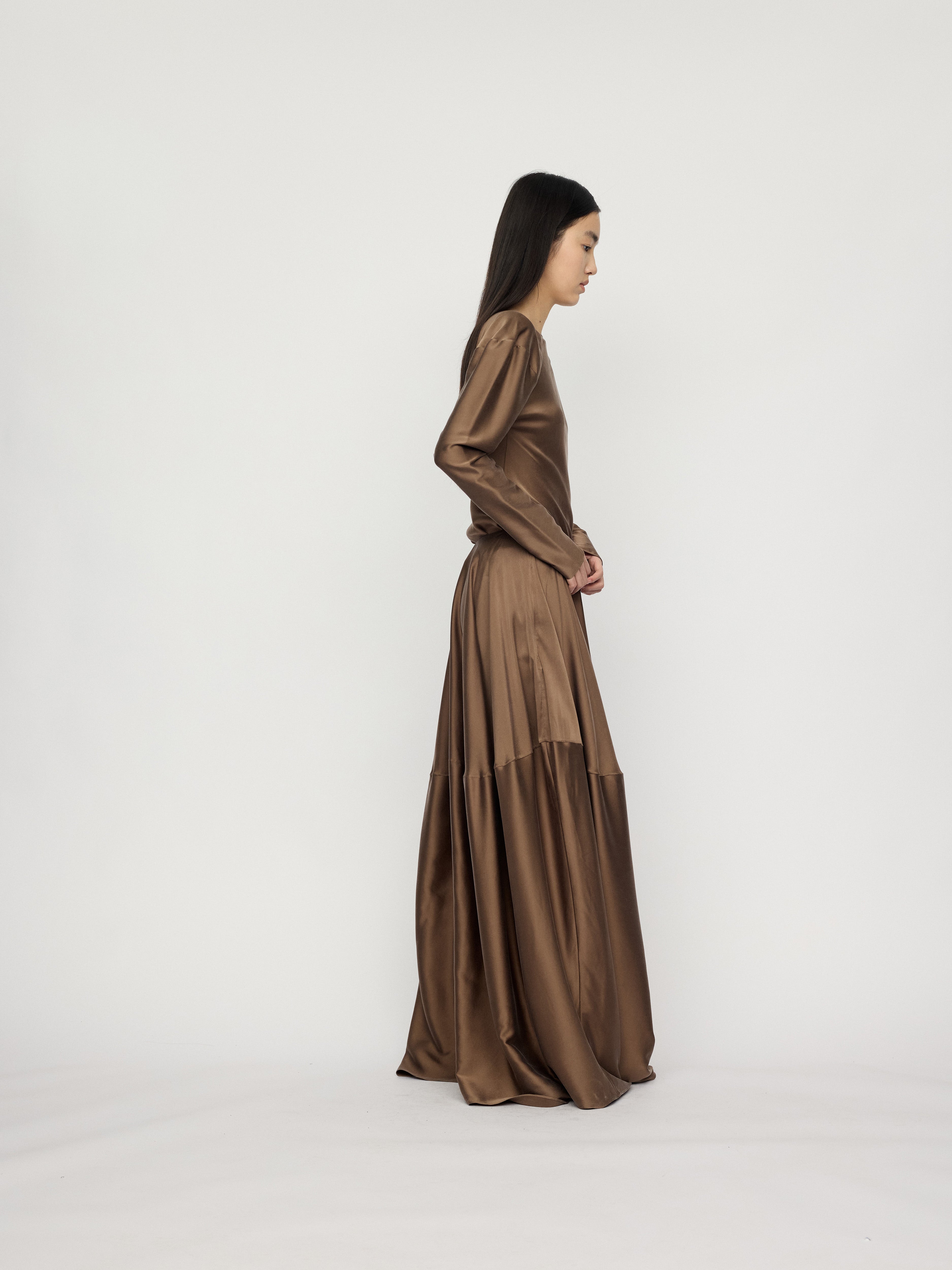PREAW26 - MOONSTONE TIREE SKIRT