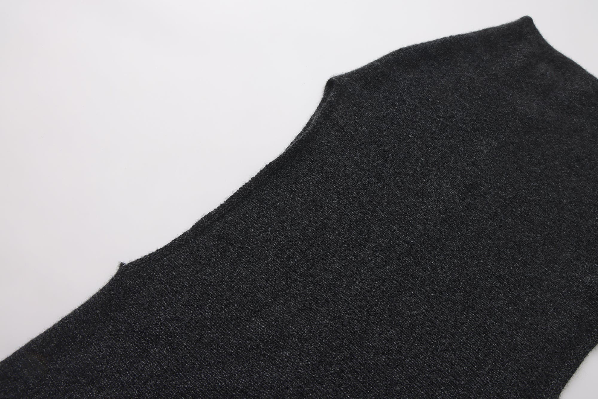 PREAW26 - LAVA BLACK ORINA TOP