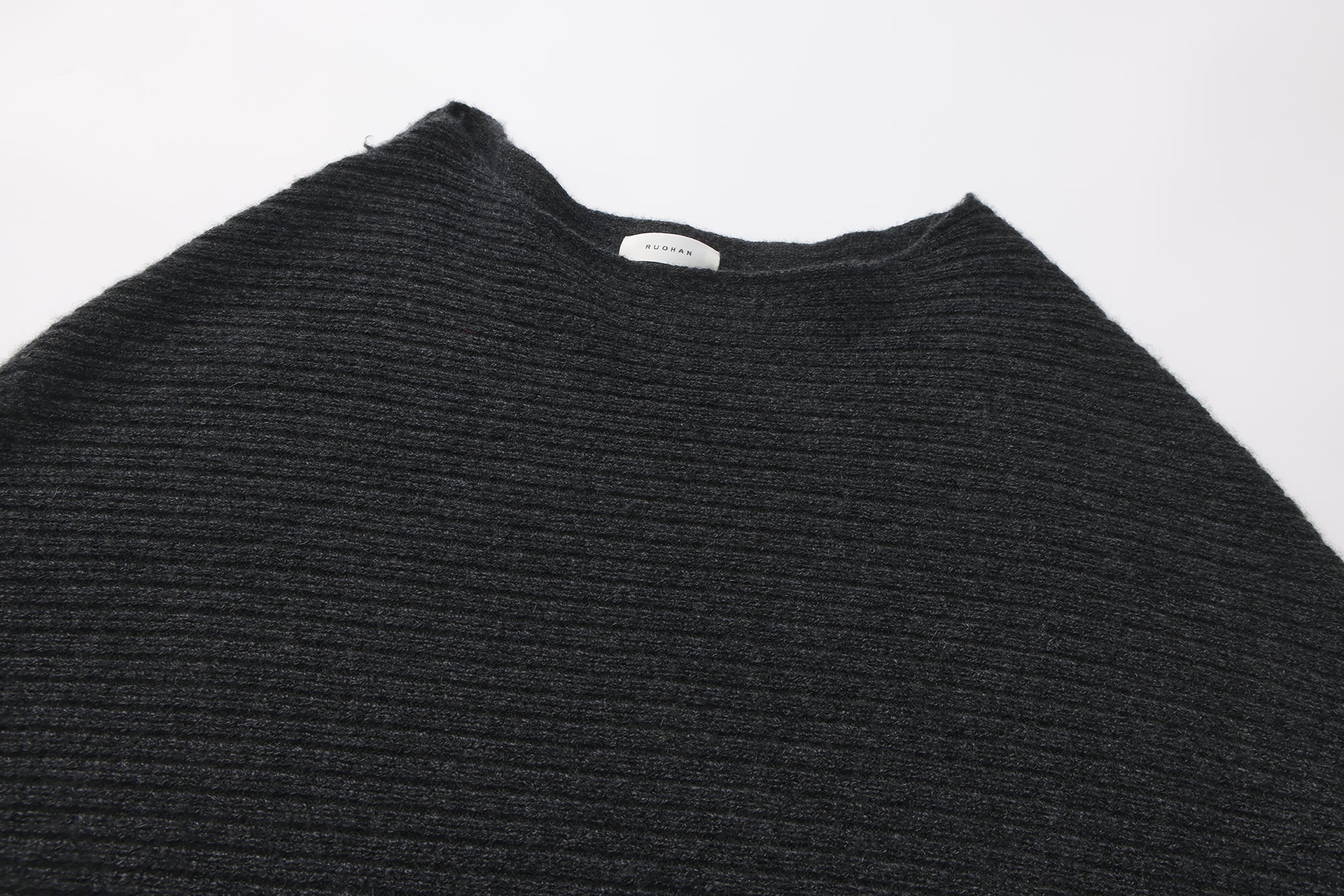 PREAW26 - LAVA BLACK SELVA TOP