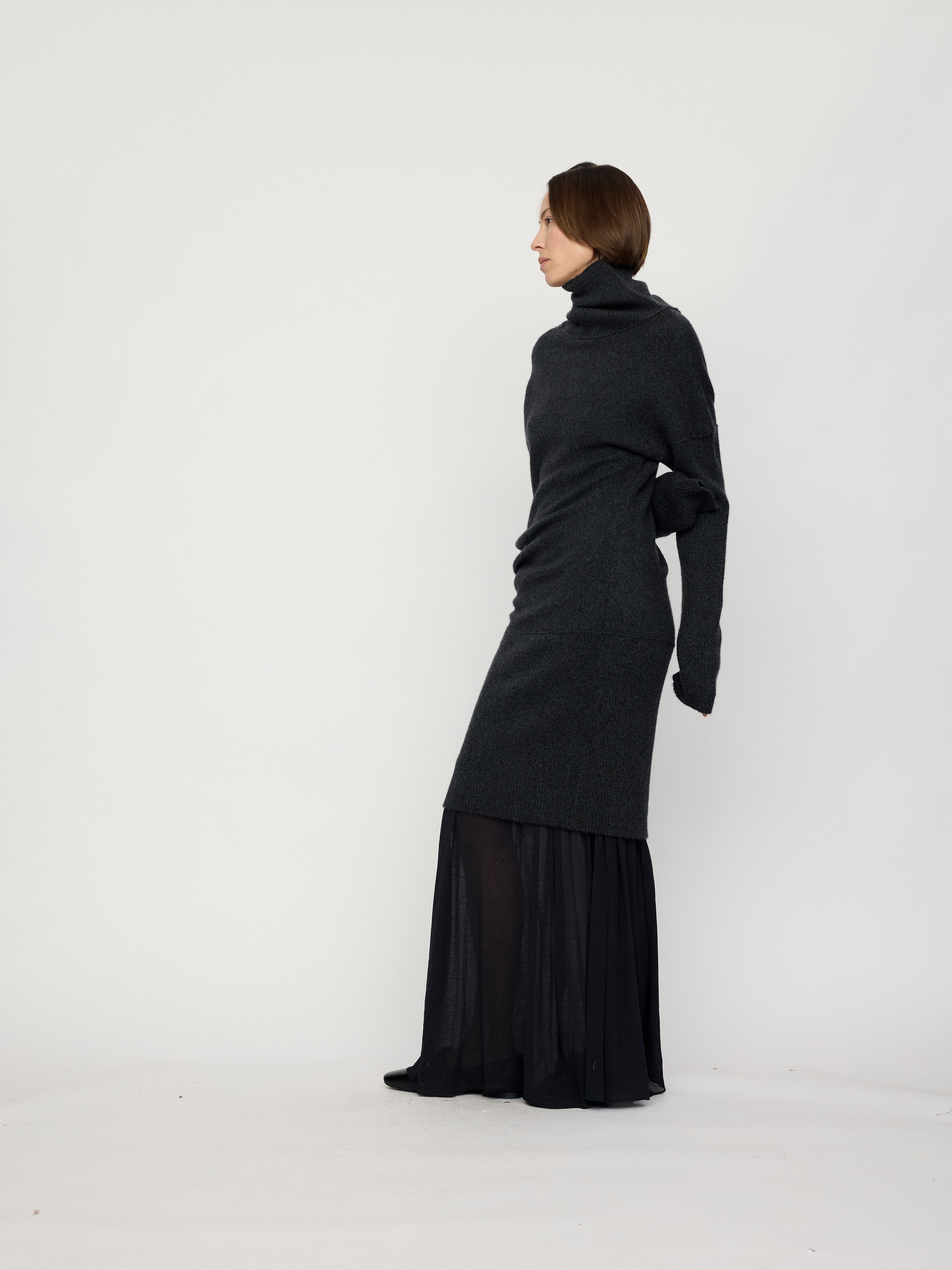 PREAW26 - LAVA BLACK ELVA DRESS