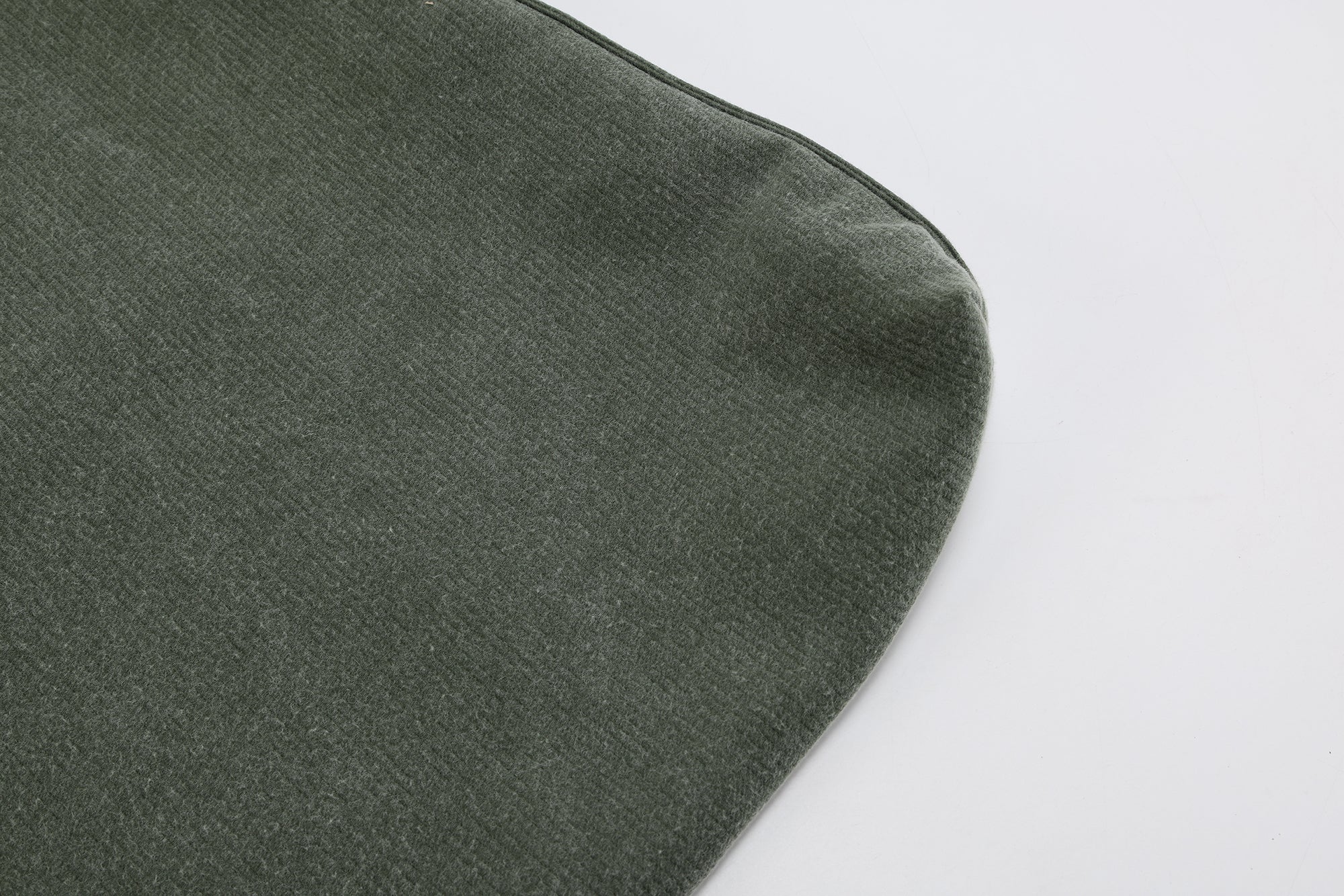 PREAW26 - EPIDOTE ARTIST BAG