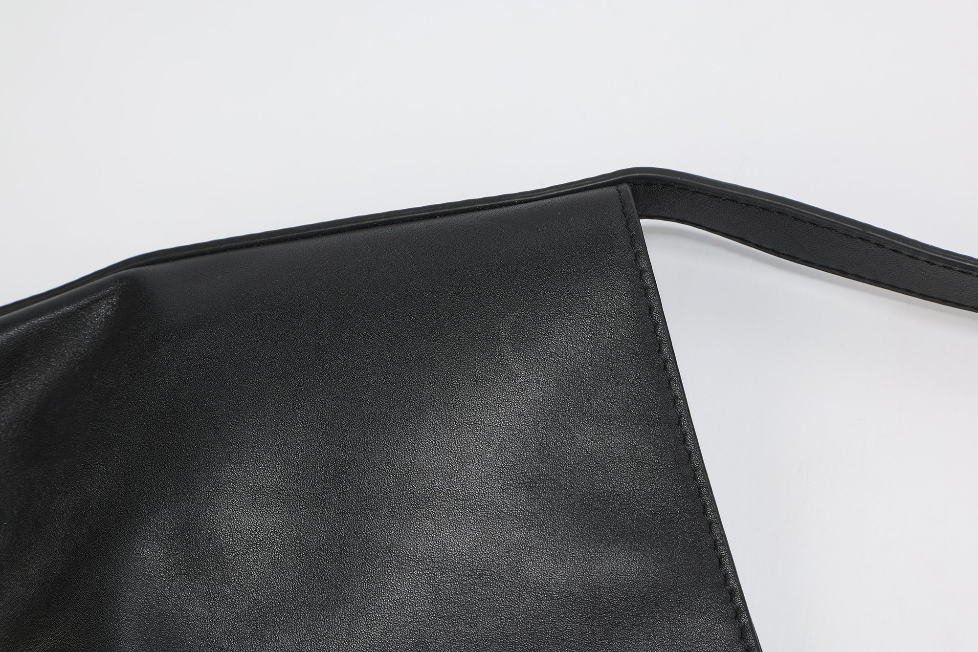 PREAW26 - BLACK ARTIST BAG