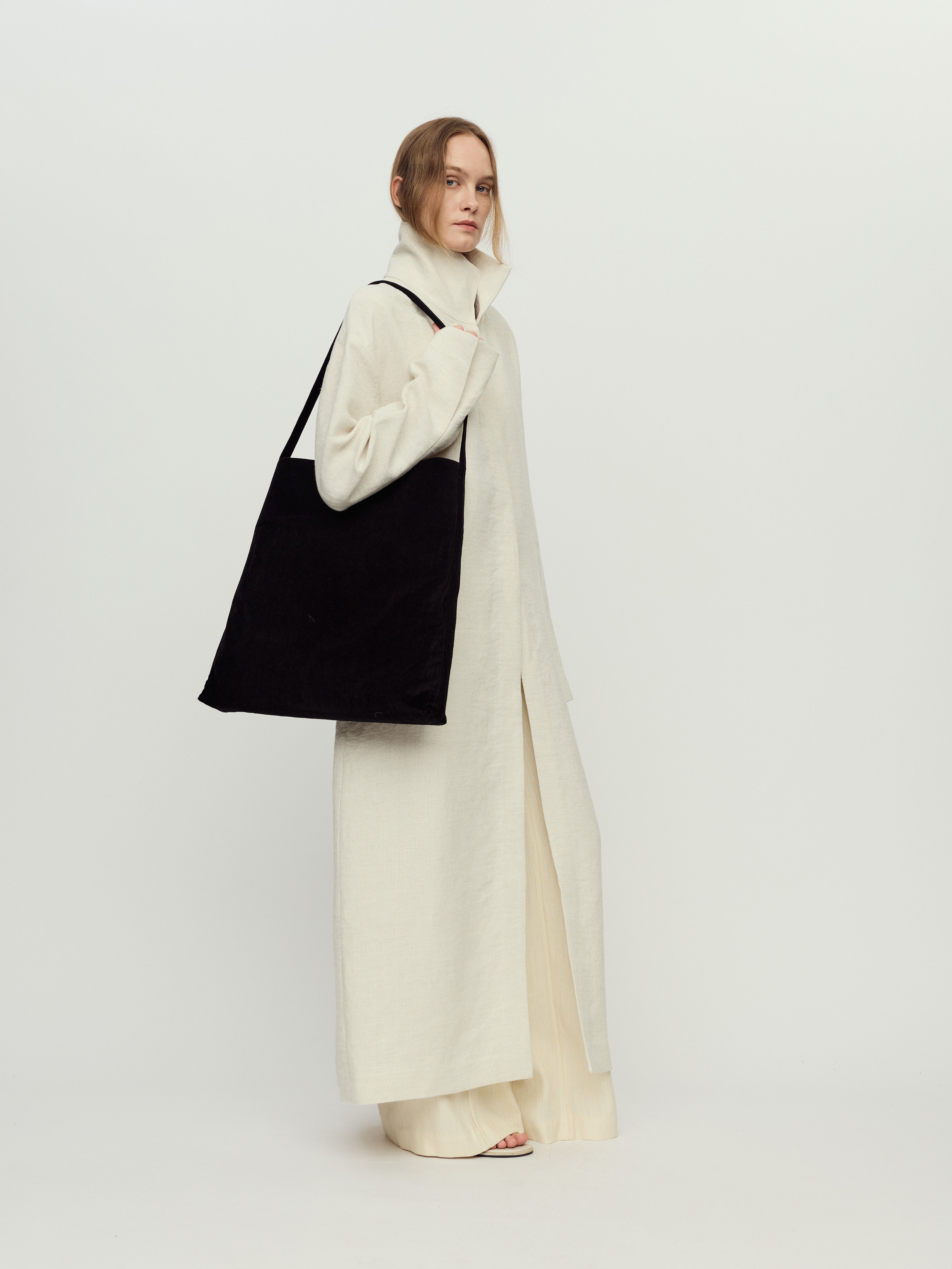 PRESS26 - BASALT ARTIST BAG