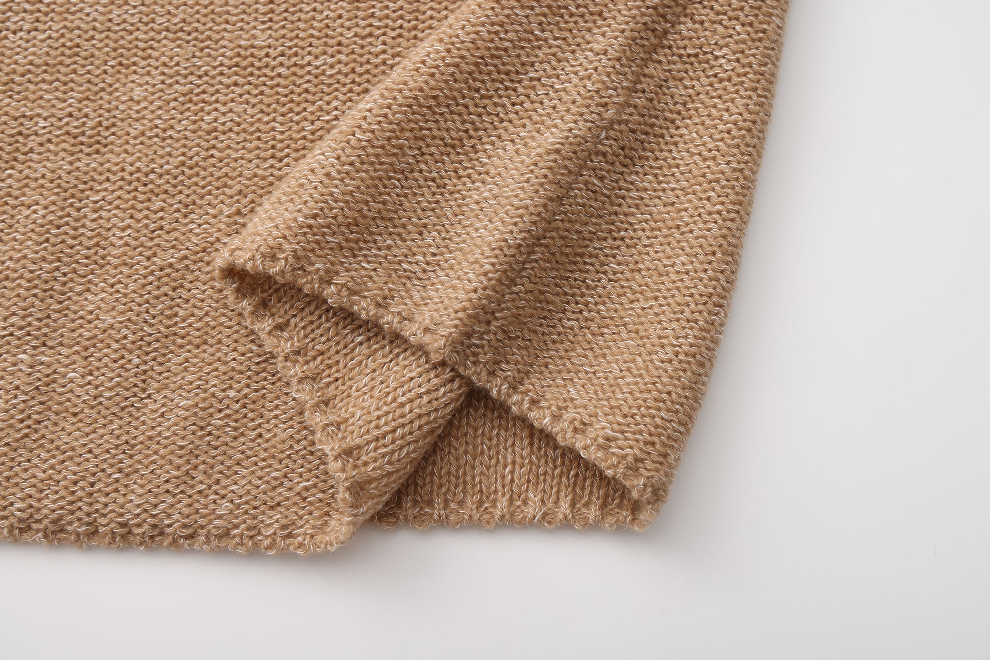 PRESS26 - LATTE LOUNGE TOP