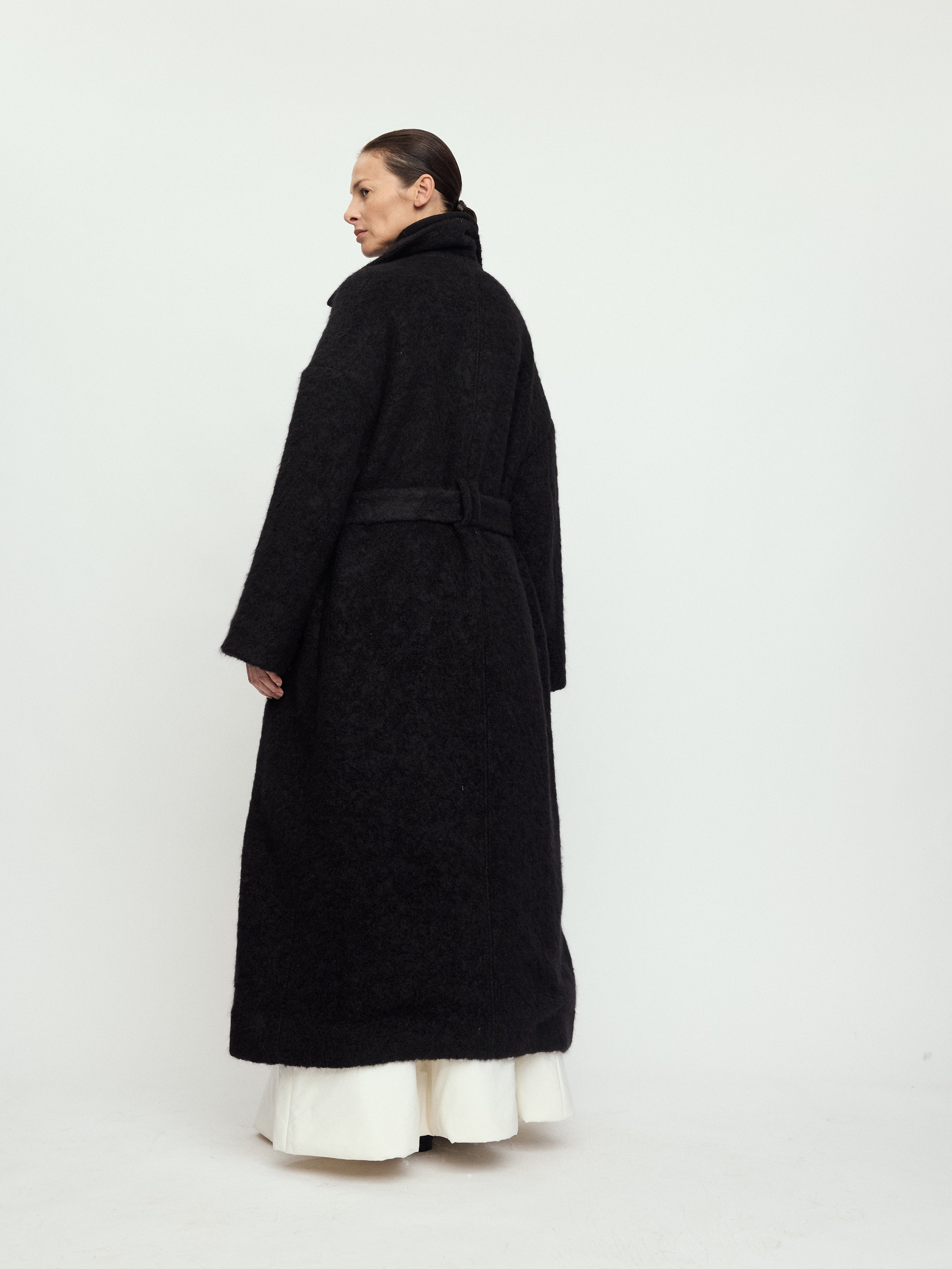 AW25 - EBONY BLACK CORA COAT