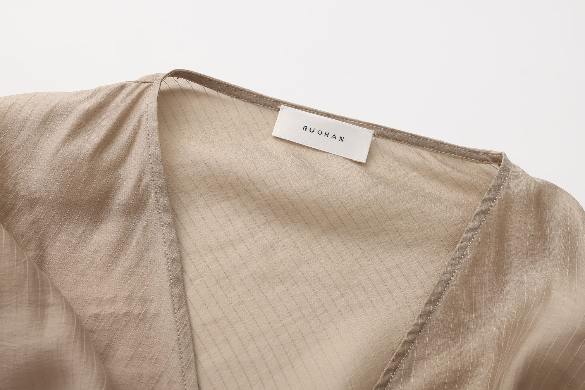 SS26 - AMBER AMIR BUTTON-UP BLOUSE
