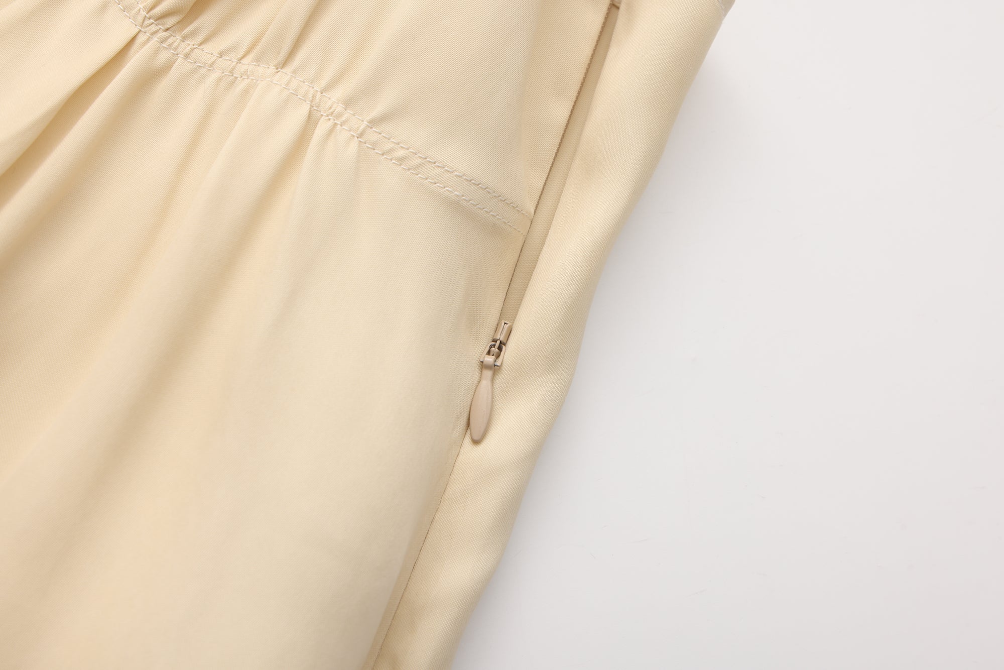 SS26 - PARCHMENT SHELL DRESS