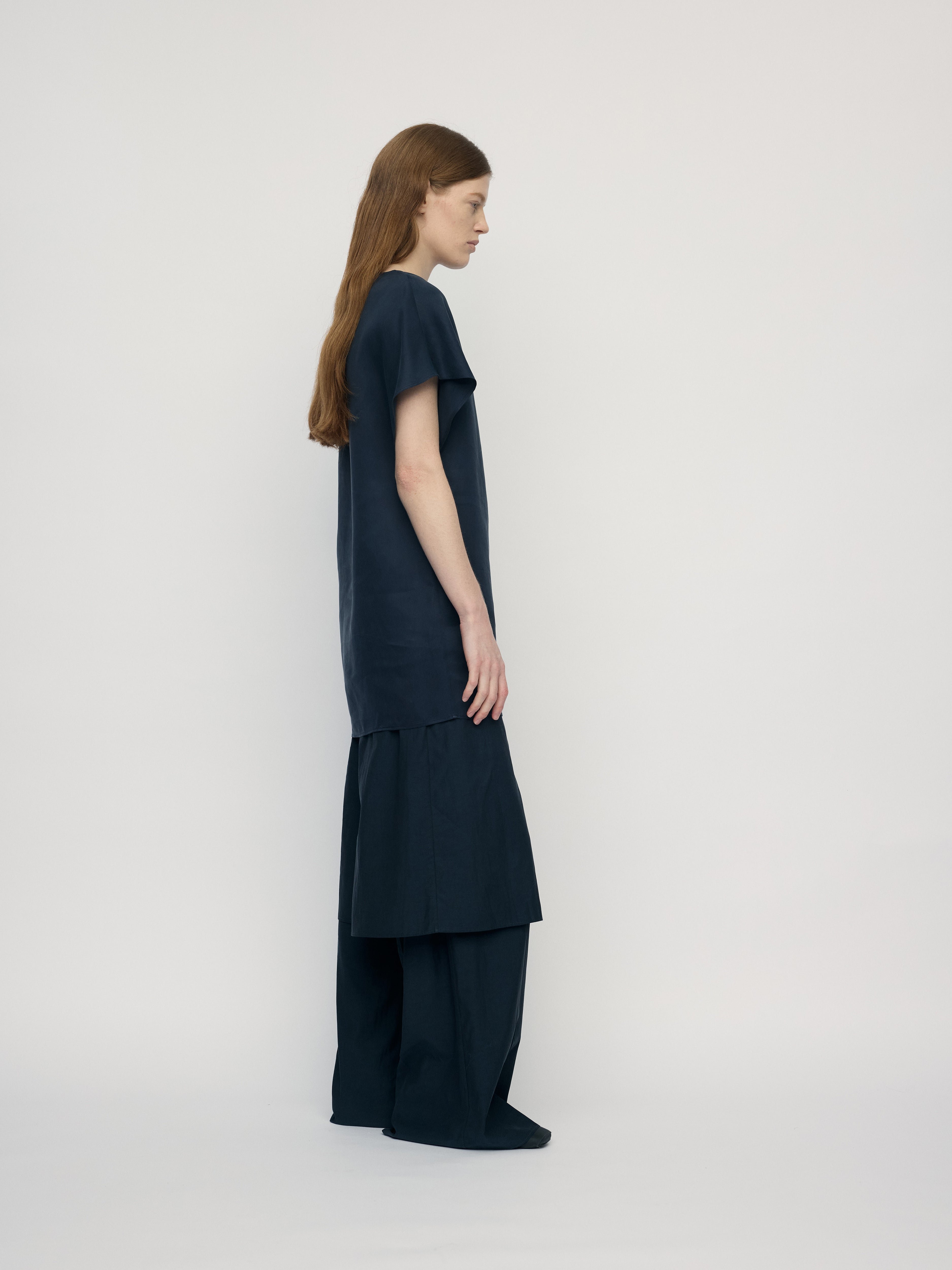 SS26 - 8PM BLUE LENO TOP
